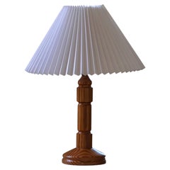Schwedische Moderne, dekorative Tischlampe aus gedrechseltem Kiefernholz, 1960er Jahre