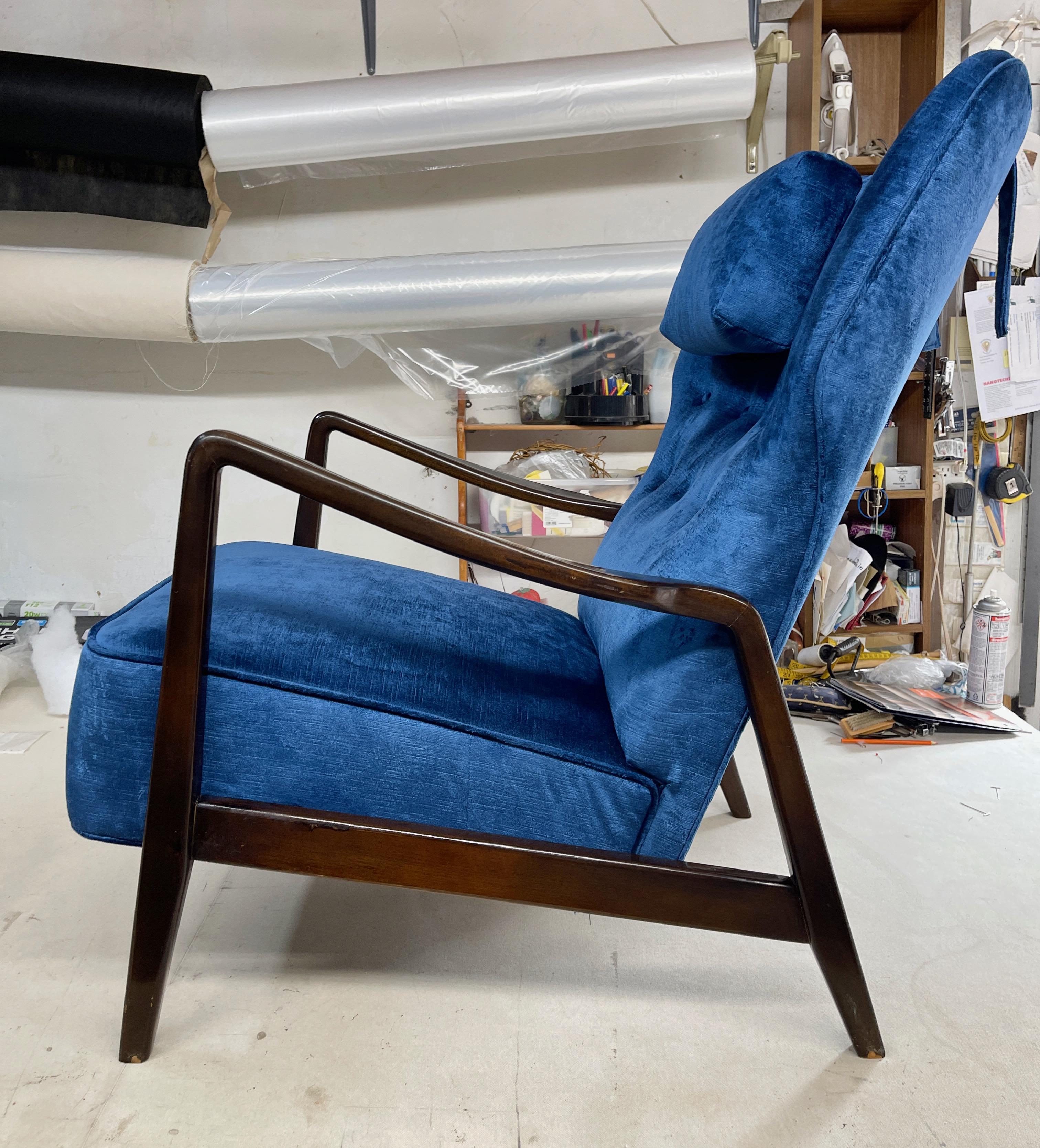 Swedish Modern Duxello Wing Back Lounge Chair by Folke Ohlsson In Good Condition For Sale In Hanover, MA