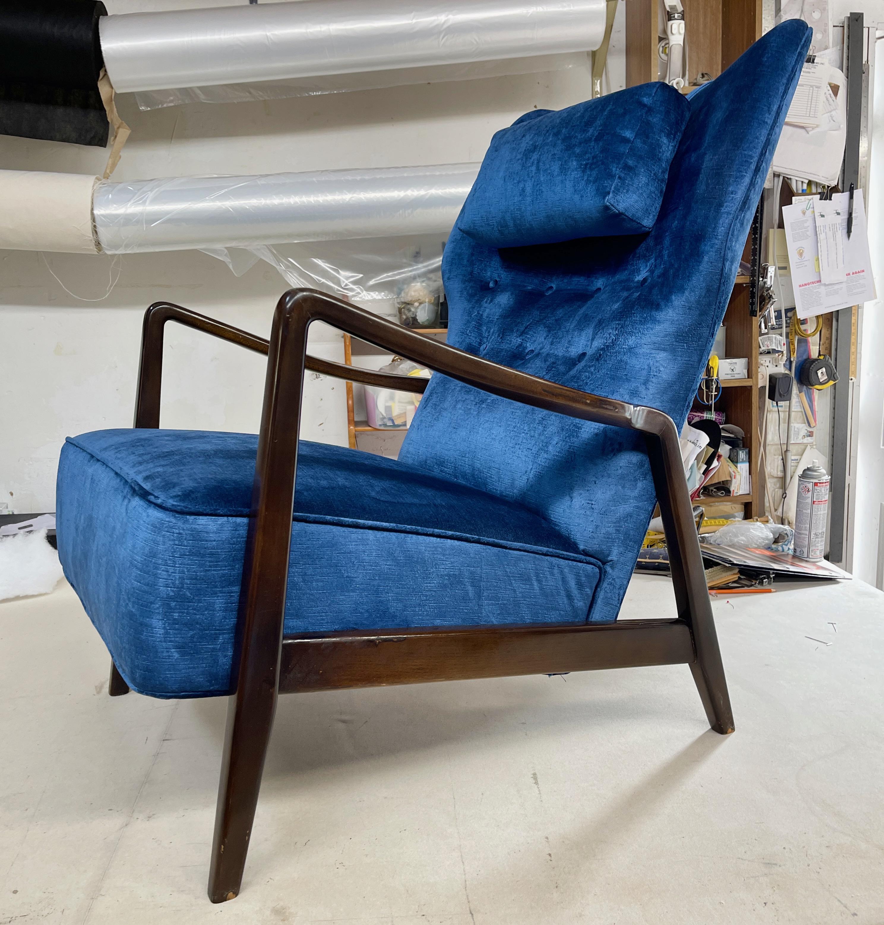 Mid-20th Century Swedish Modern Duxello Wing Back Lounge Chair by Folke Ohlsson For Sale