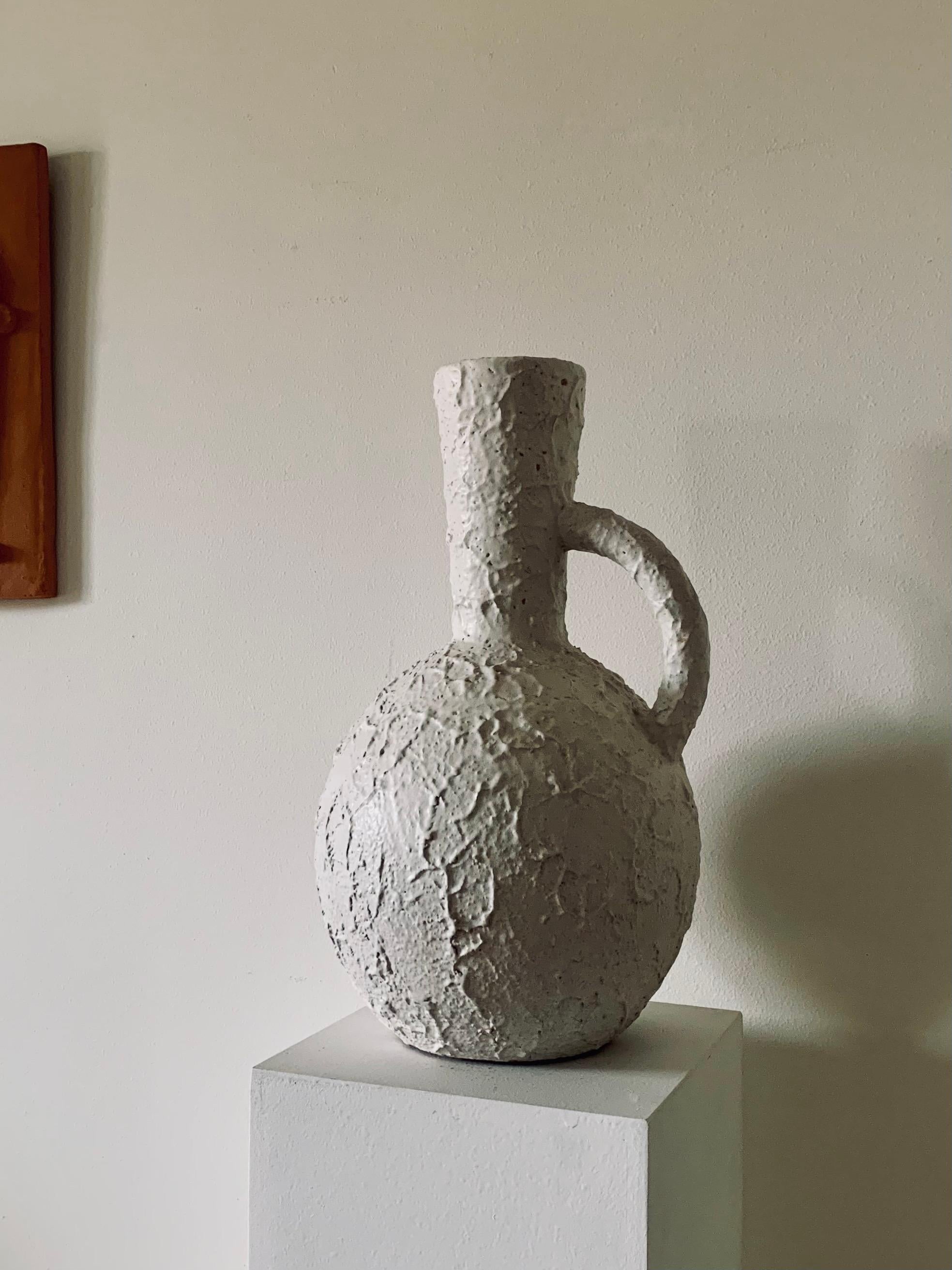 Vase de sol moderne suédois en faïence avec poignée par John Andersson Höganäs Bon état - En vente à Bromma, Stockholms län