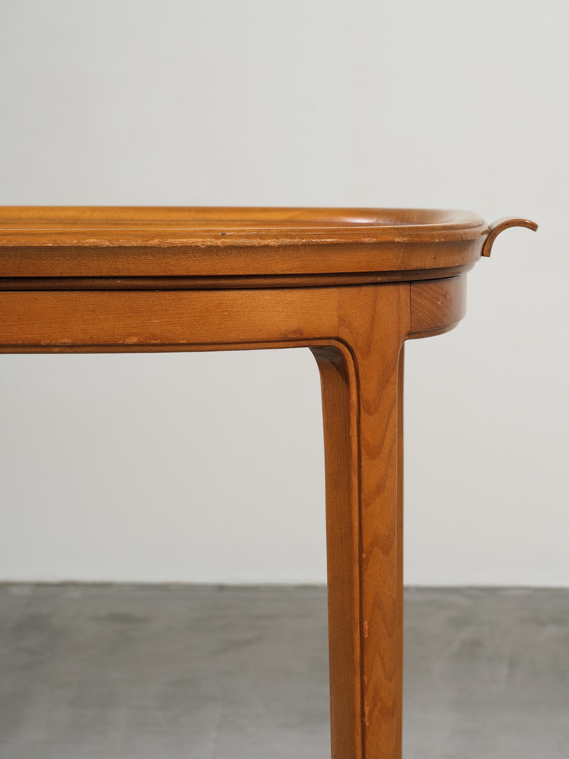 Swedish Modern Elm Serving Cart with Tray, 1940s For Sale 6