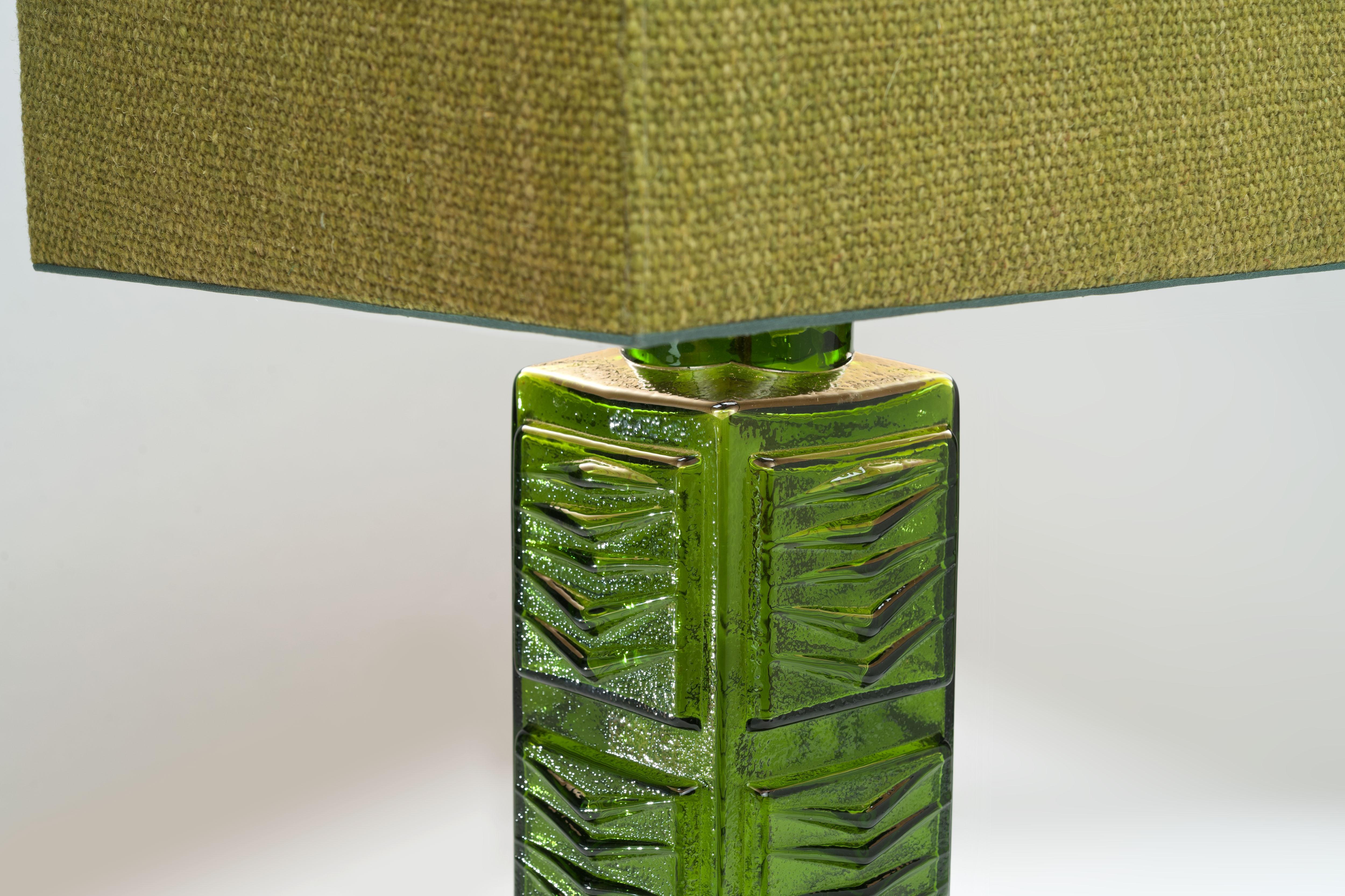 European Swedish Modern Fern Motif Green 1970s Table Lamp with Coarse Linen Shade