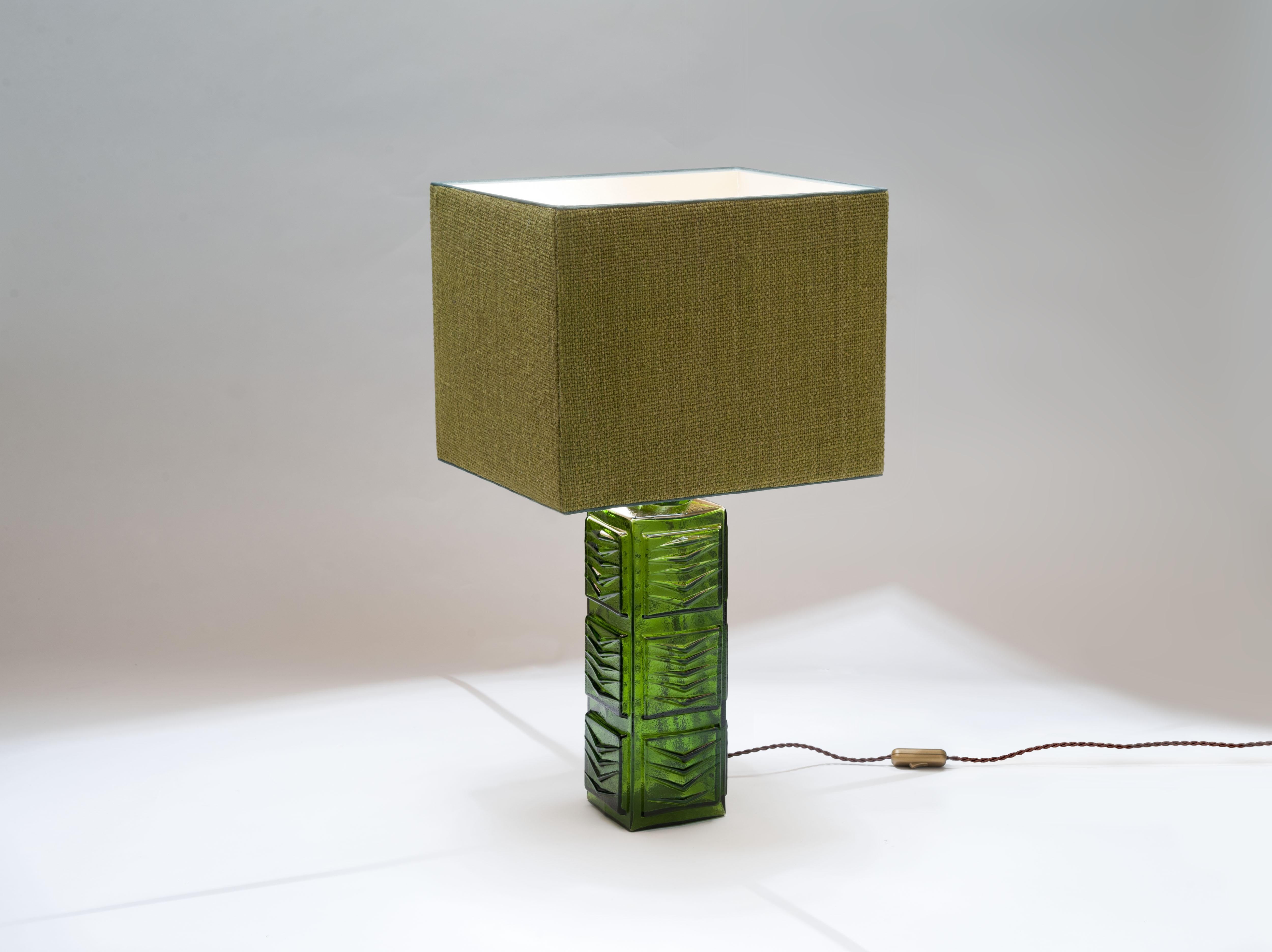 Swedish Modern Fern Motif Green 1970s Table Lamp with Coarse Linen Shade 3