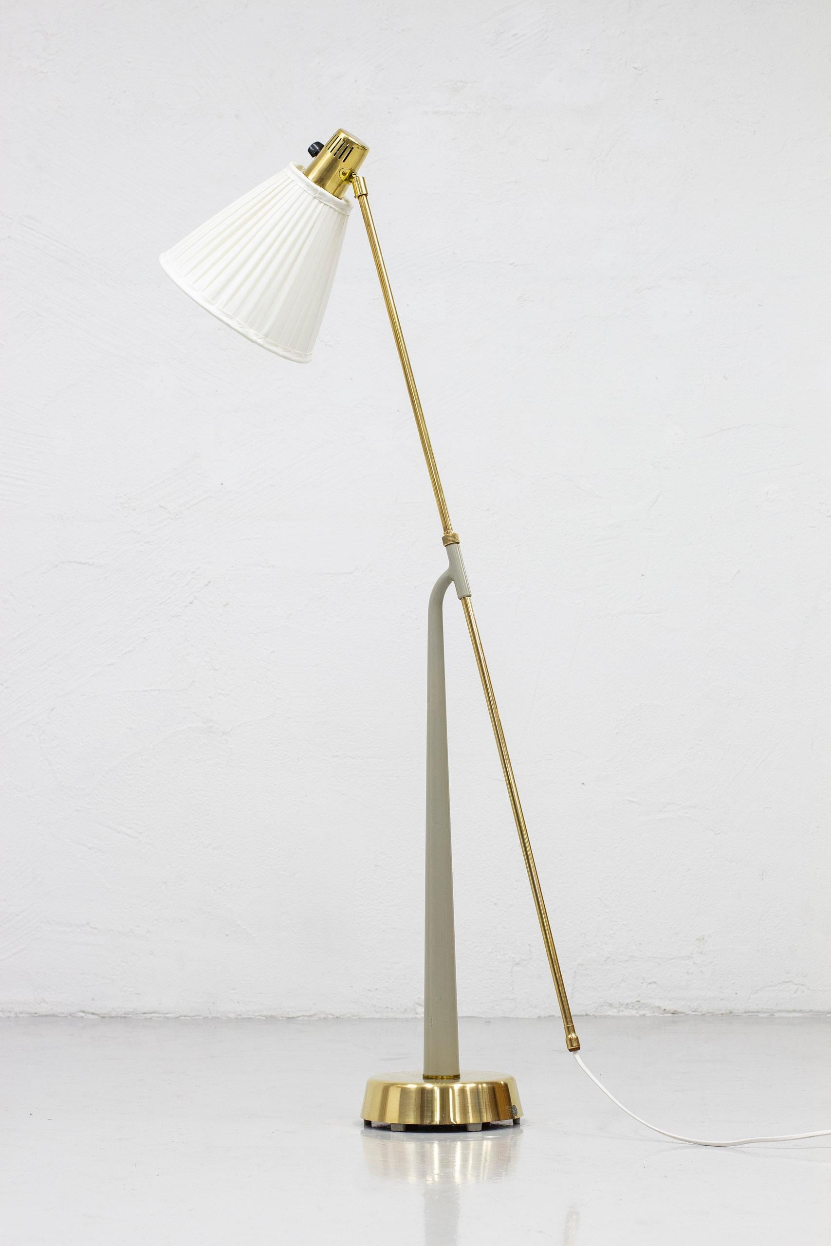 Scandinavian Modern Swedish Modern Floor Lamp 541 by Hans Bergström for Ateljé Lyktan