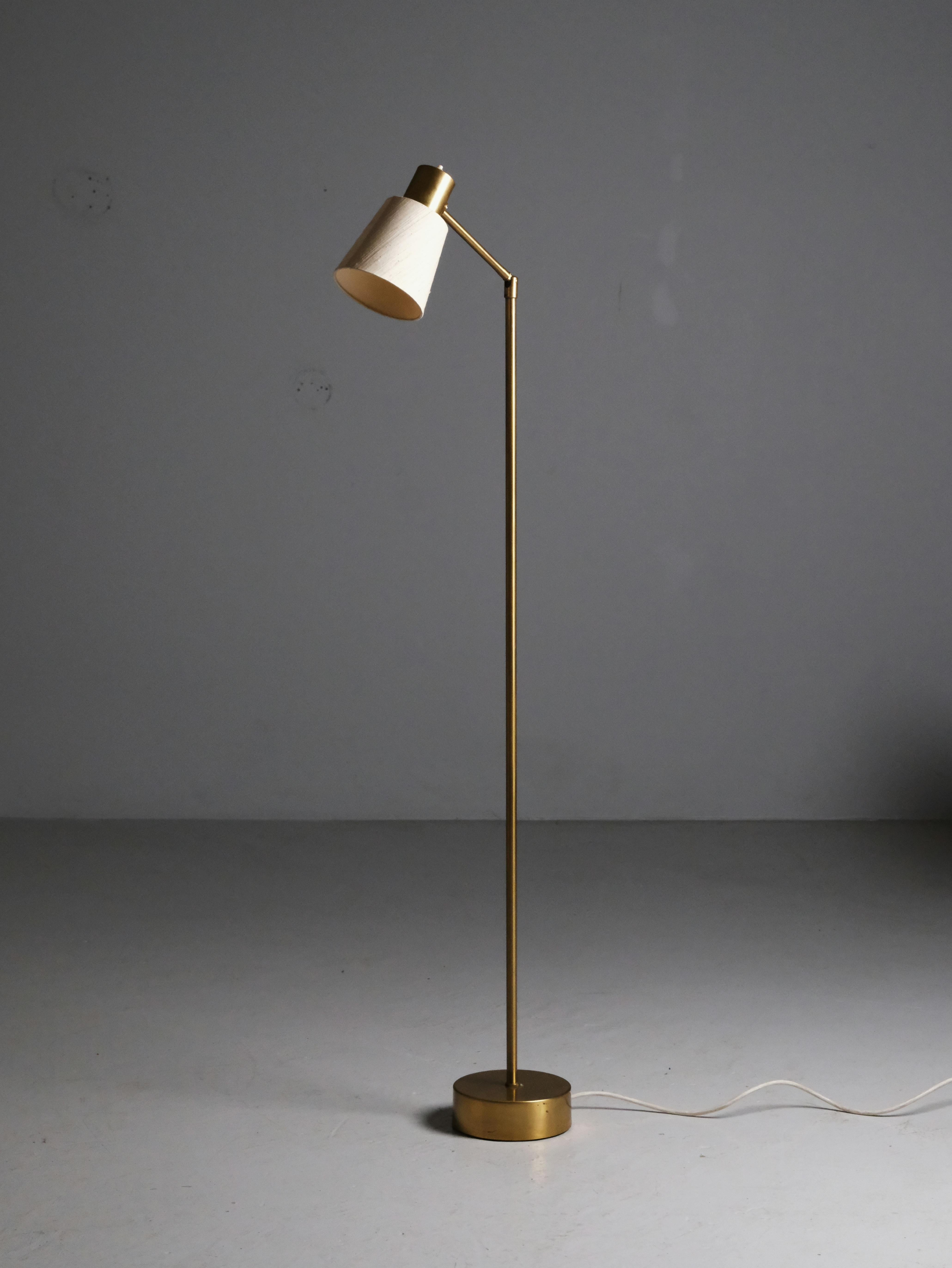 Lámpara de pie moderna sueca '577' de Hans Bergström, Ateljé Lykta, década de 1940 Escandinavo moderno en venta