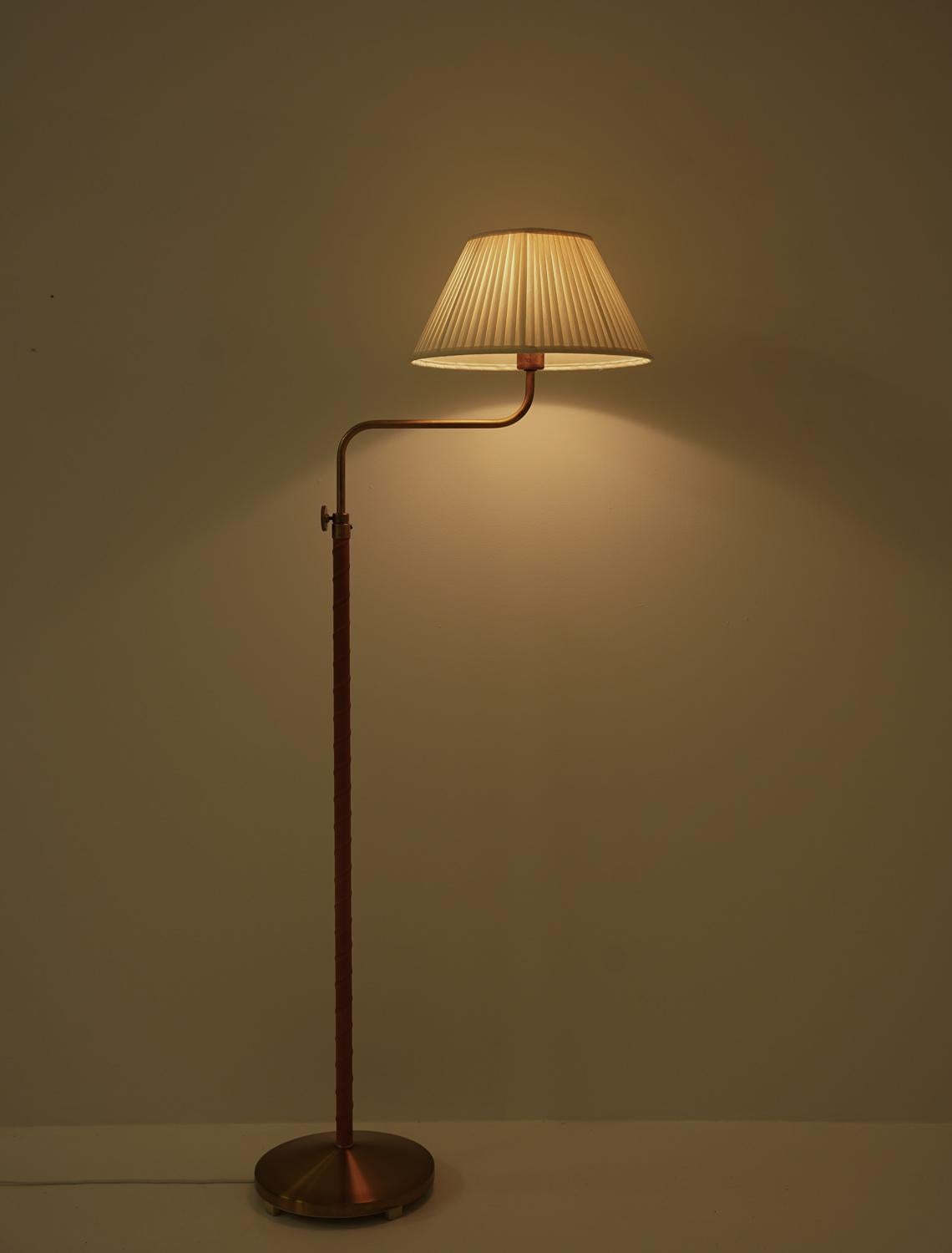 Lámpara de pie moderna sueca by ASEA en venta 3