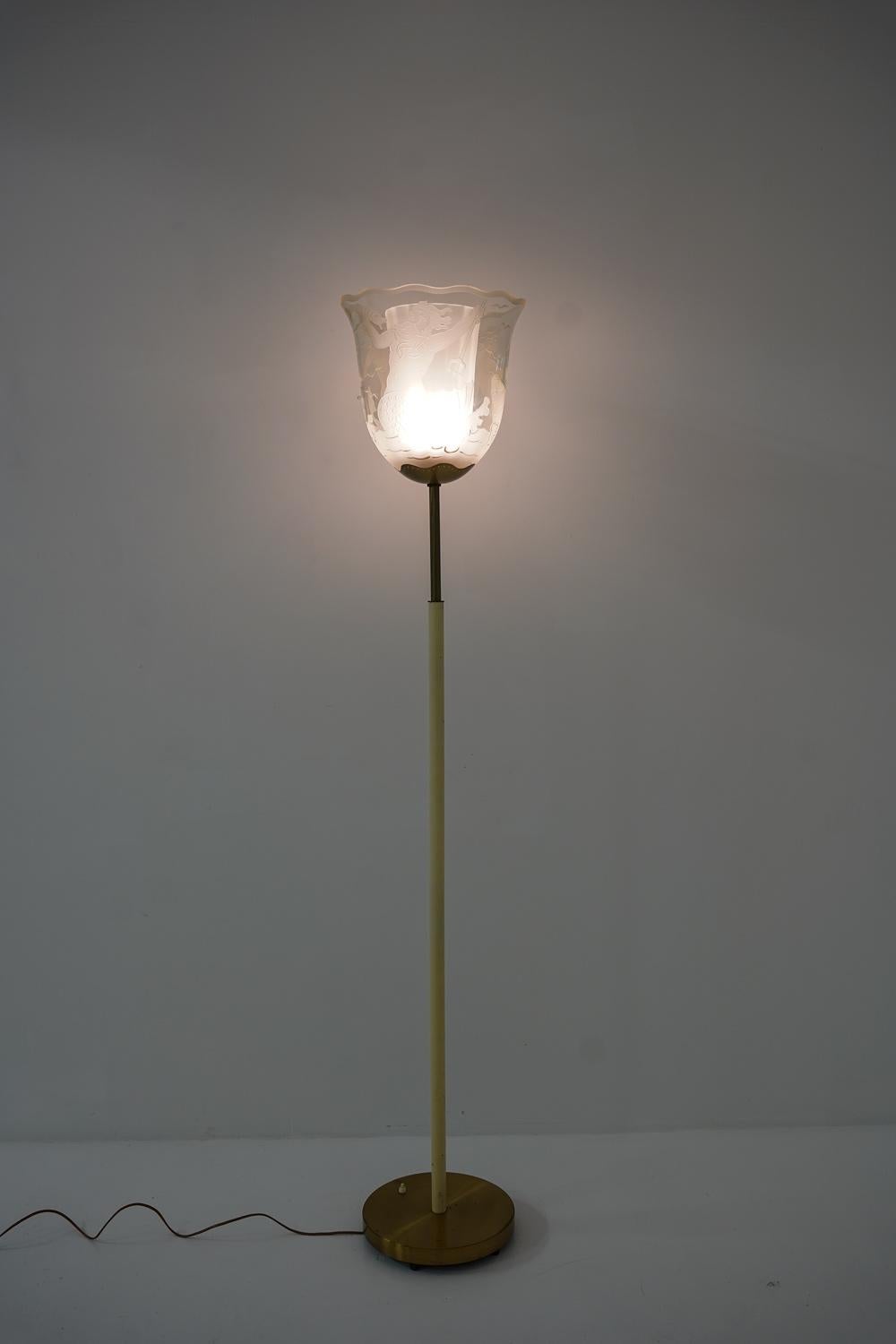 Swedish Modern Floor Lamp by Bo Notini for Glössner For Sale 4