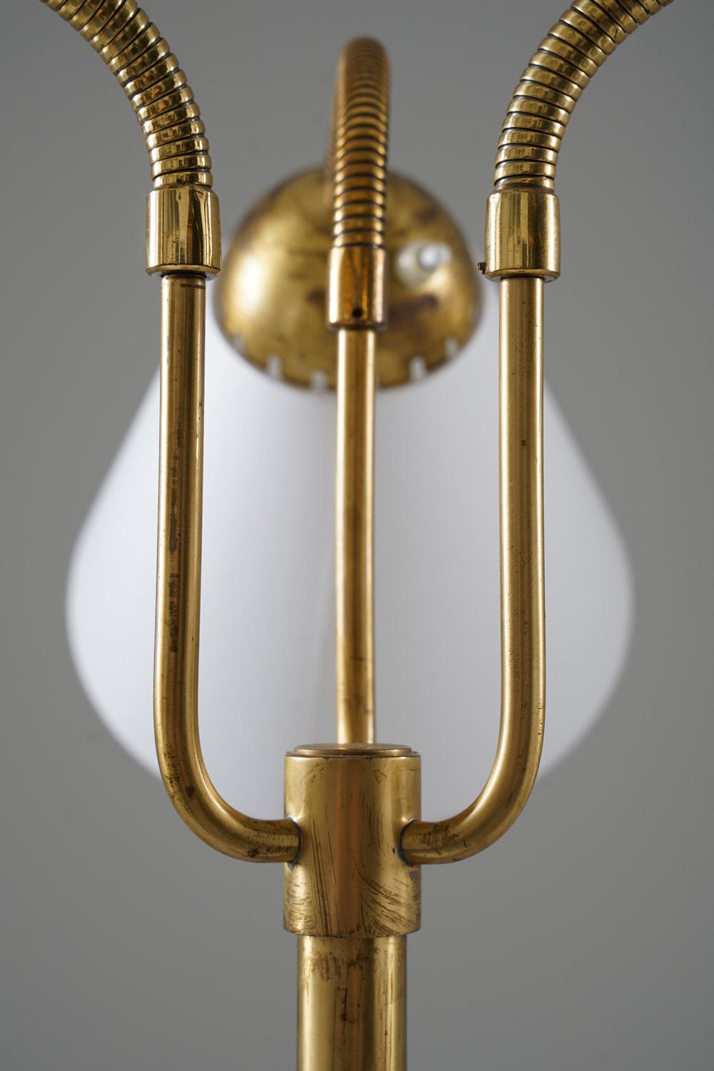 Schwedische moderne Stehlampe von Böhlmarks, 1940er Jahre (20. Jahrhundert) im Angebot
