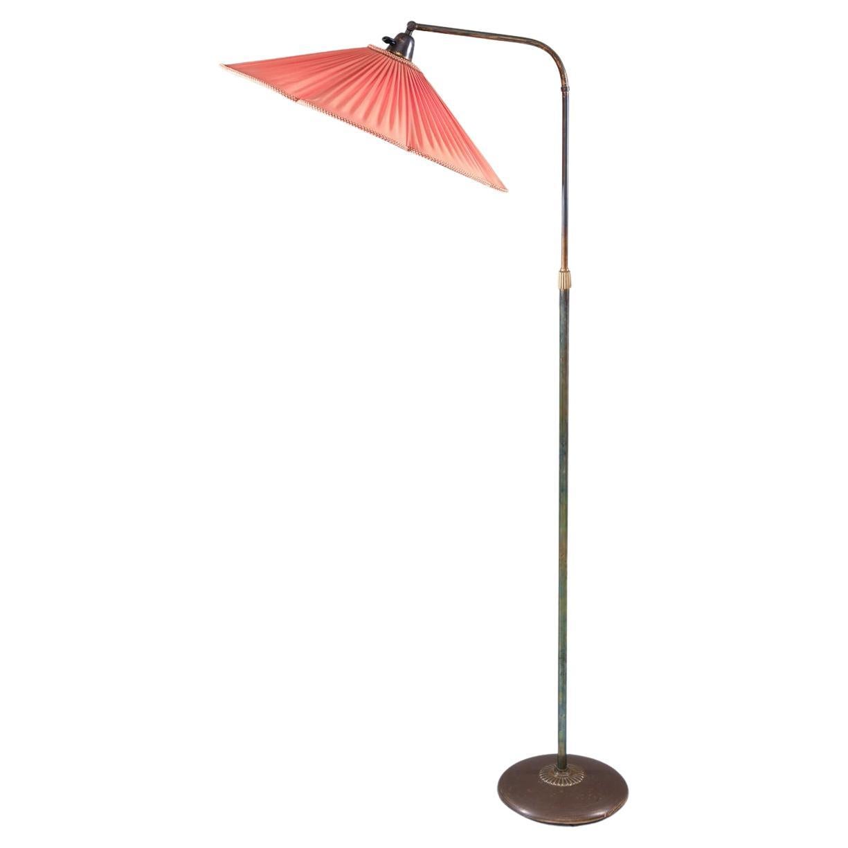 Lampadaire moderne suédois par Nordiska Kompaniet, années 1940 en vente