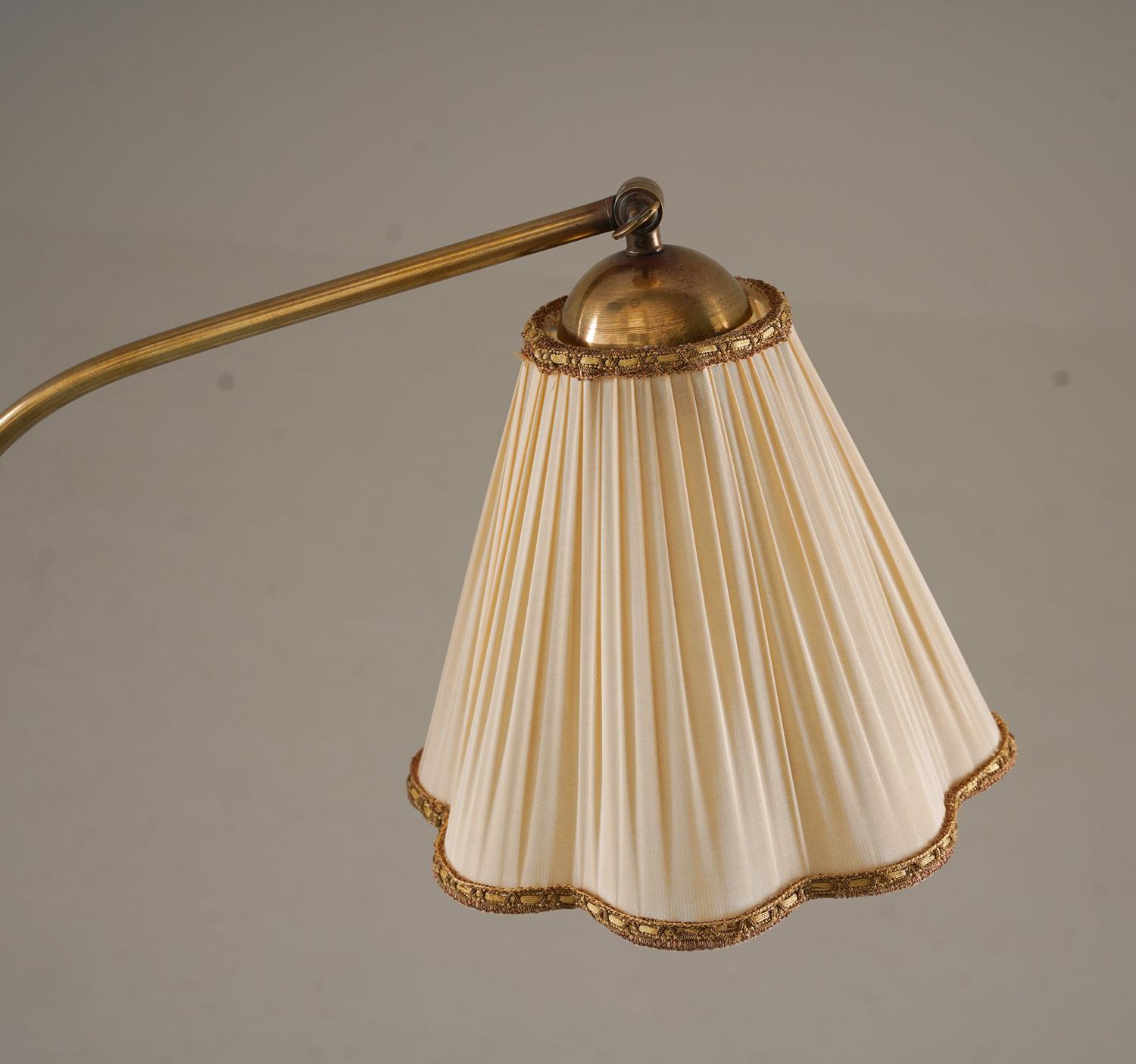 Schwedische moderne Stehlampe der Moderne von Tor Wolfenstein für Ditzingers (20. Jahrhundert) im Angebot