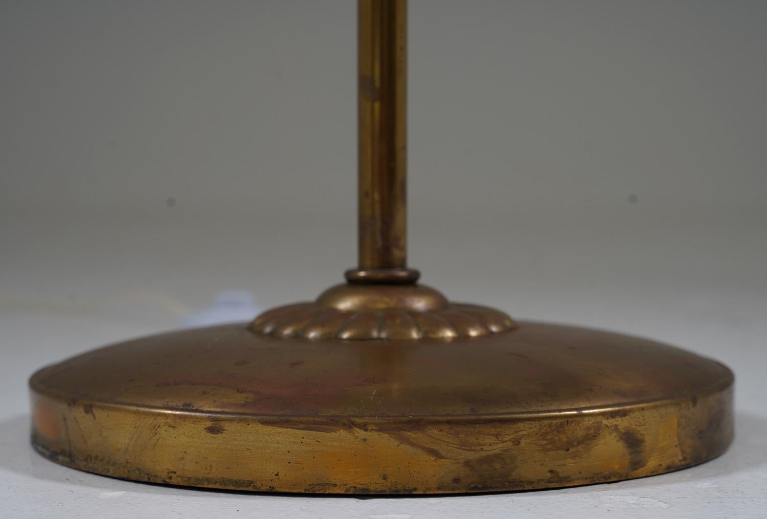 Swedish Modern Floor Lamp in Brass, 1940s For Sale 2