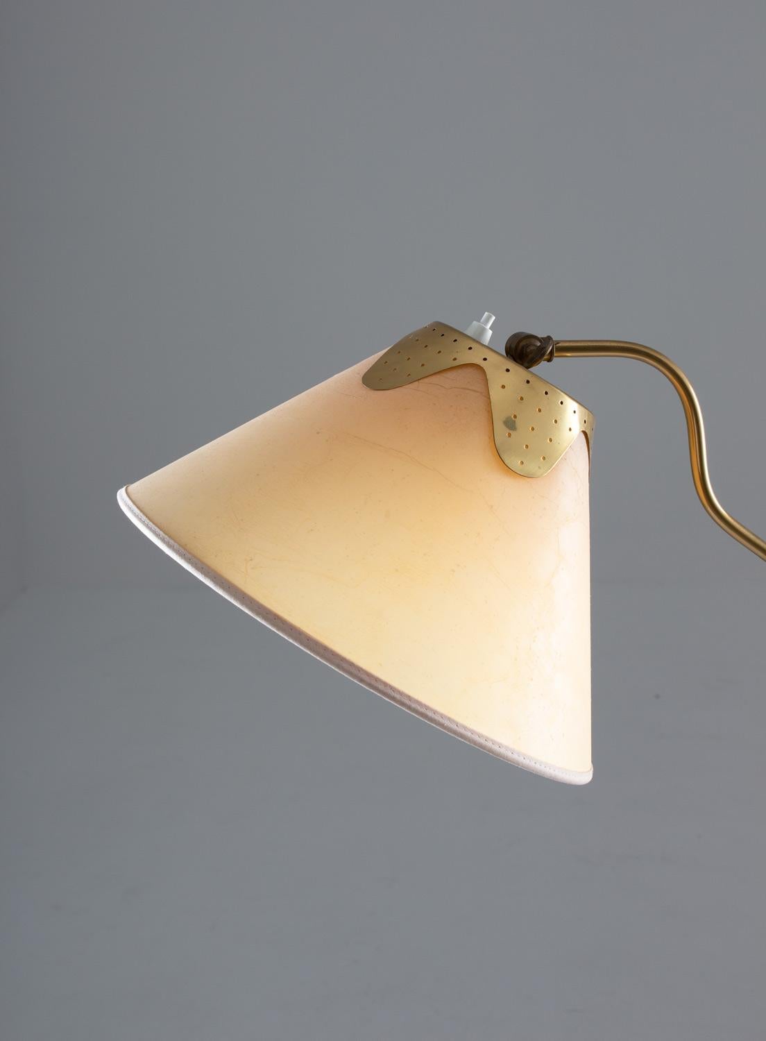 Swedish Modern Floor Lamp in Brass, 1940s 3