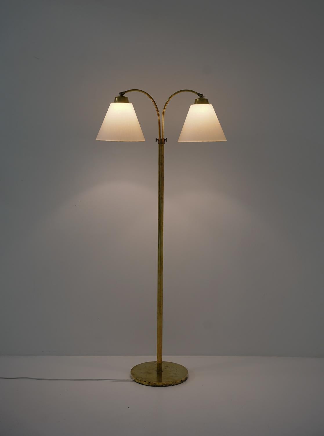 Swedish Modern Floor Lamp in Brass, 1940s 3