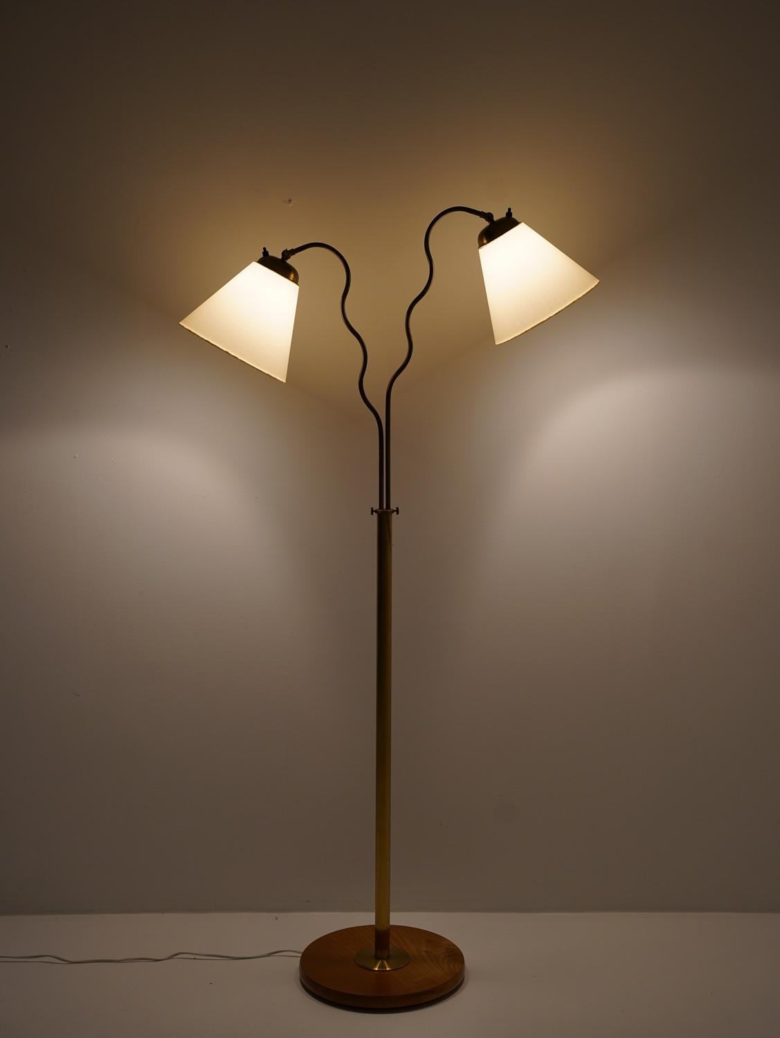 Swedish Modern Floor Lamp in Brass, 1940s 4