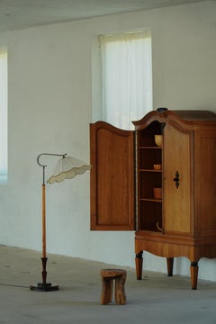 Swedish Modern, Floor Lamp in Elm, Carved Wood Details, Early 20th Century