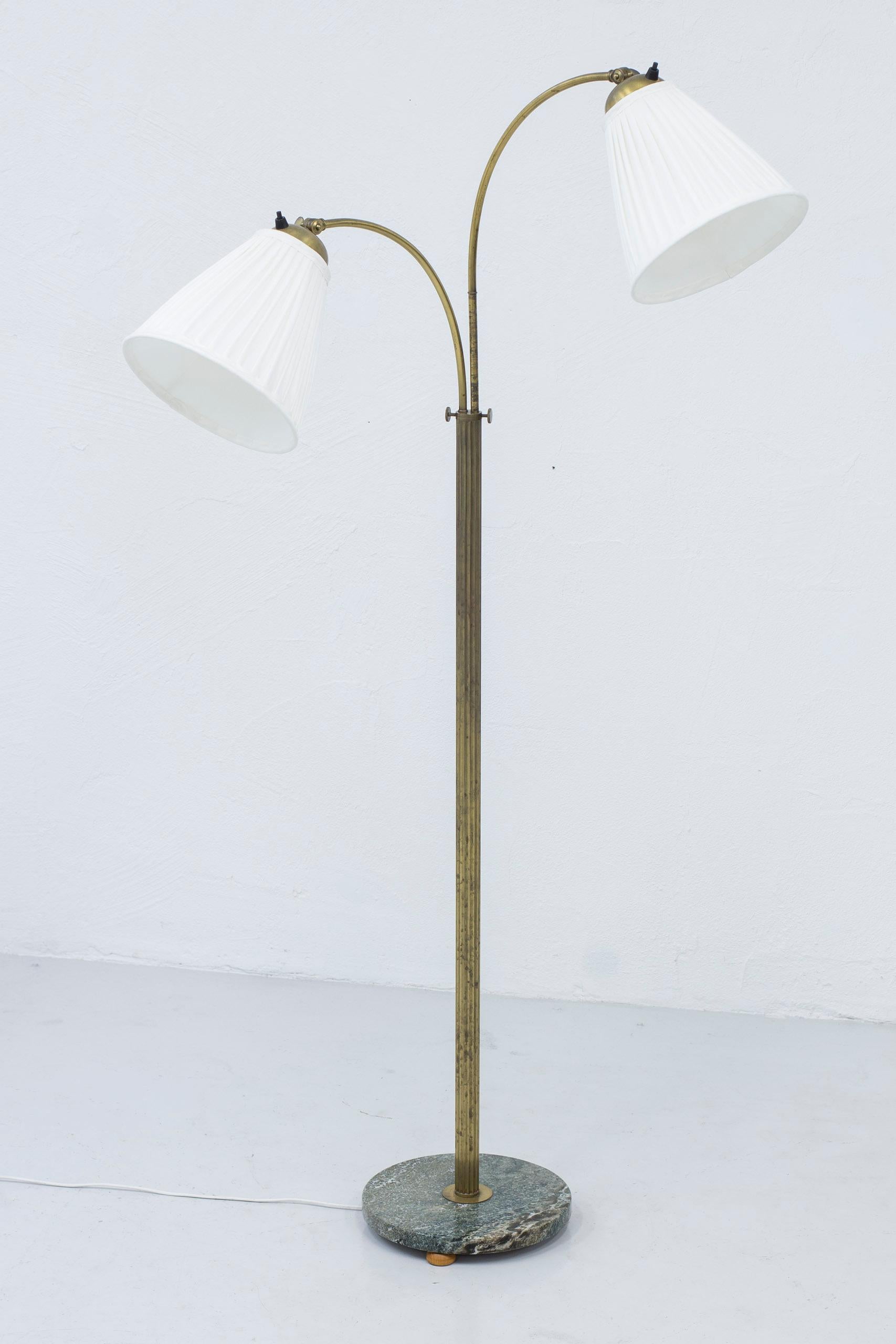 Scandinavian Modern Swedish Modern Floor lamp with marble and brass, 1940s For Sale