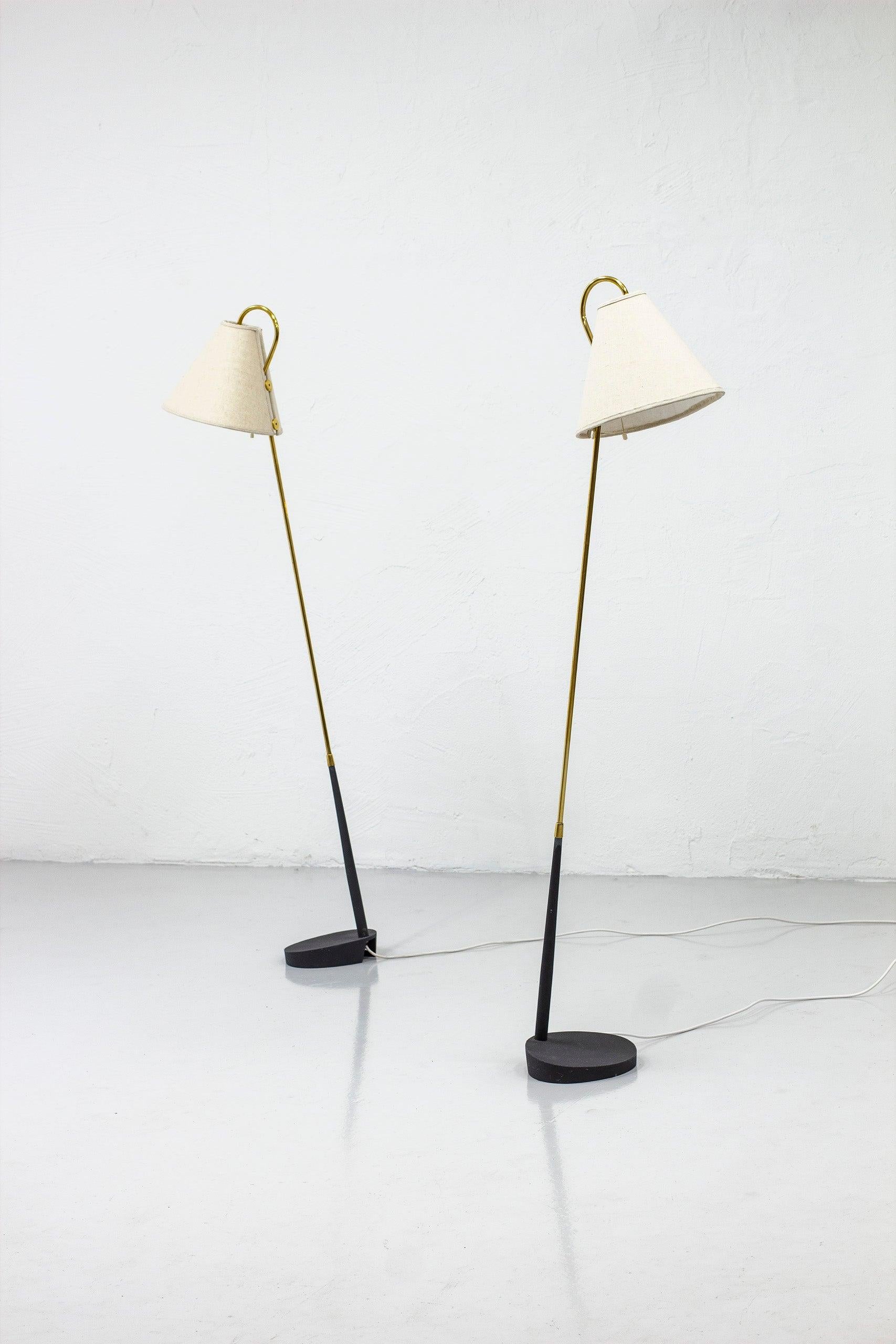 Schwedische moderne Stehlampen von ASEA Belysning von Bo Råman, Schweden, 1950er Jahre (Mitte des 20. Jahrhunderts) im Angebot