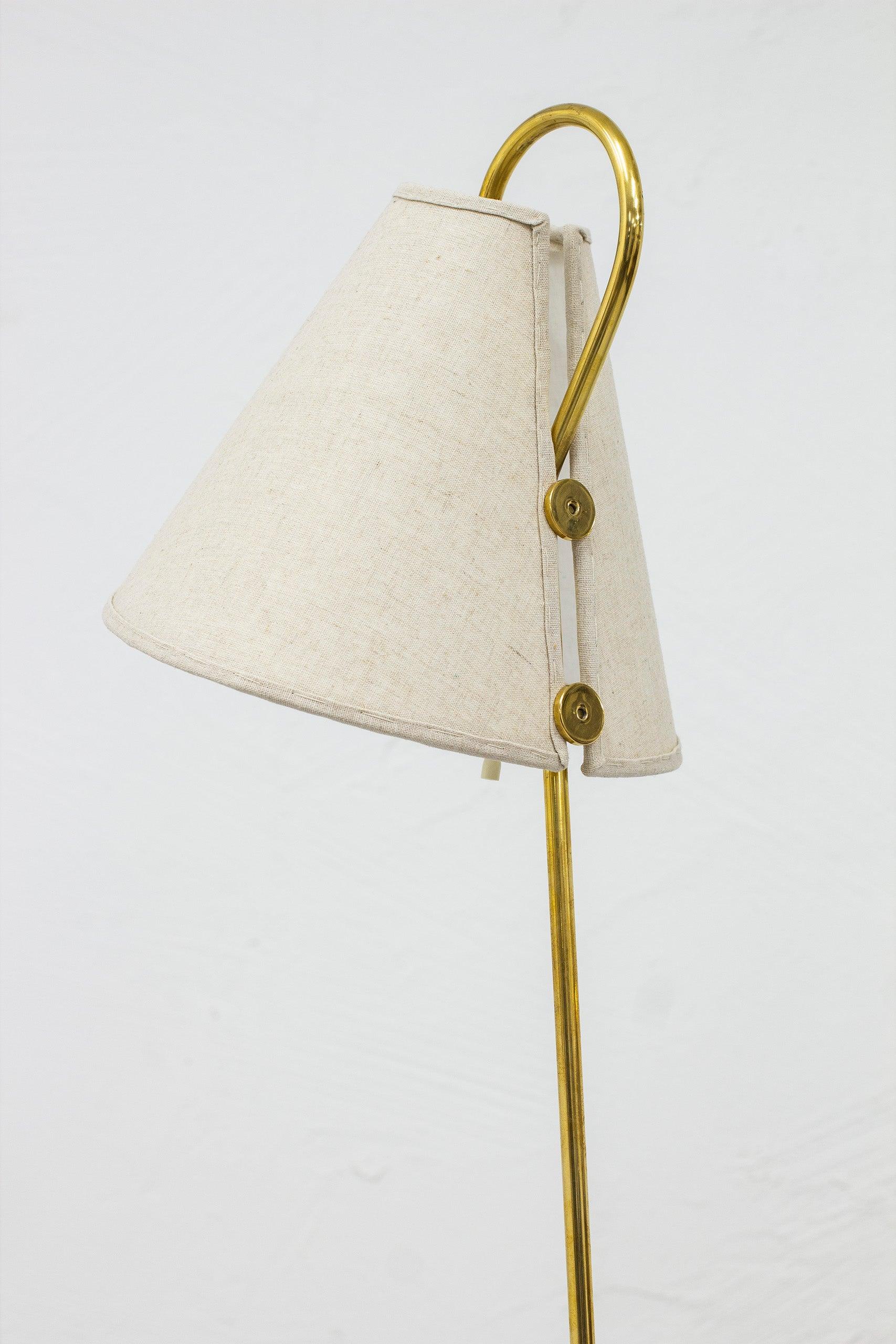 Schwedische moderne Stehlampen von ASEA Belysning von Bo Råman, Schweden, 1950er Jahre im Angebot 2