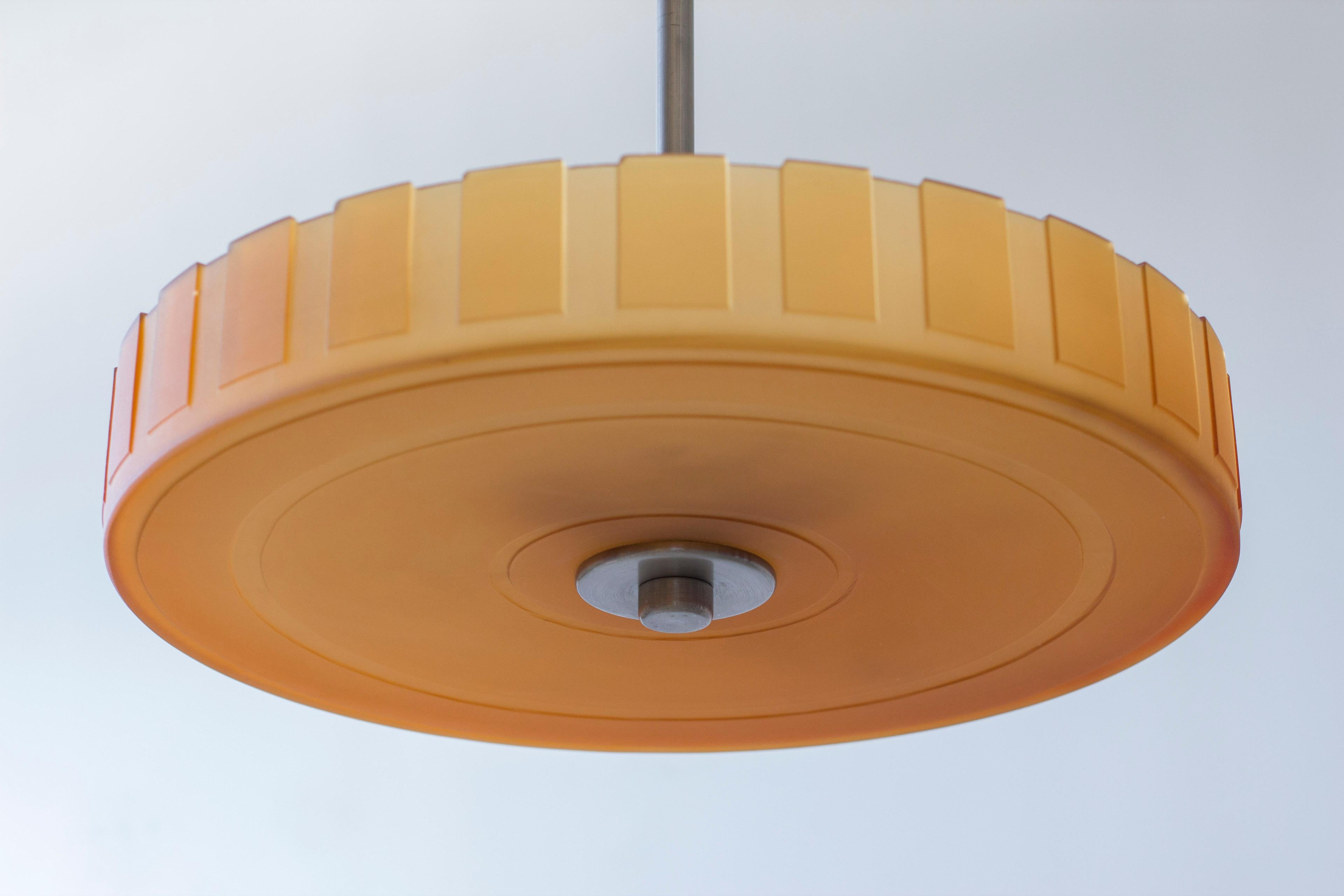 Colgante de techo geométrico sueco moderno de cristal ámbar, años 30 mediados del siglo XX en venta