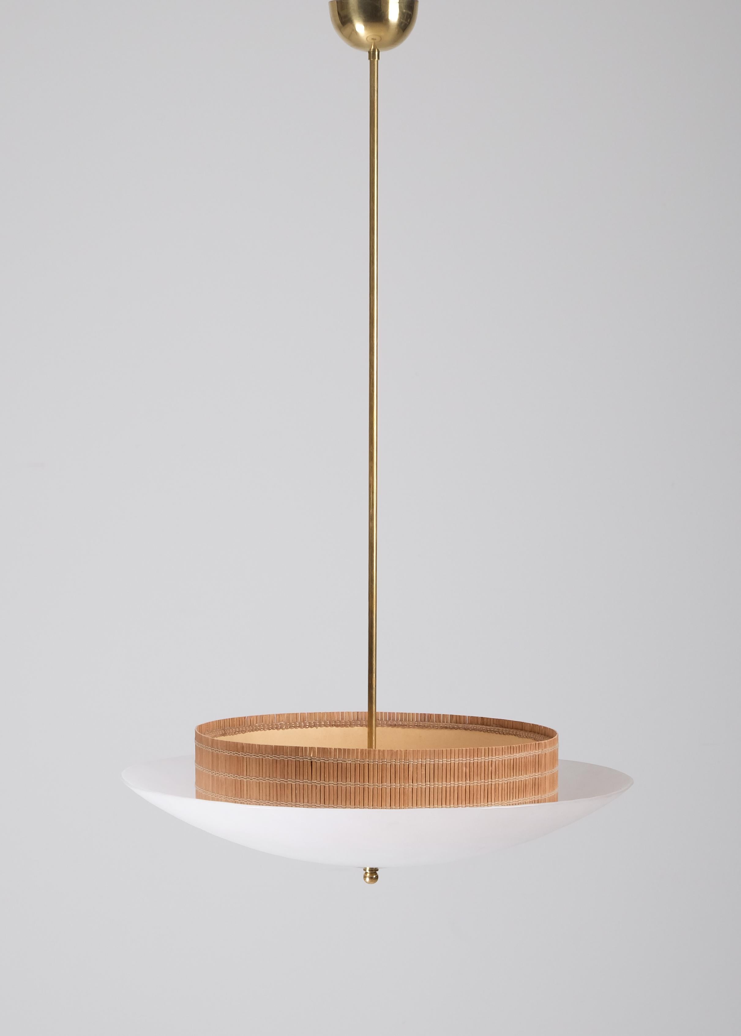Milieu du XXe siècle Plafonnier en verre The Modernity, Suède, années 1950 en vente