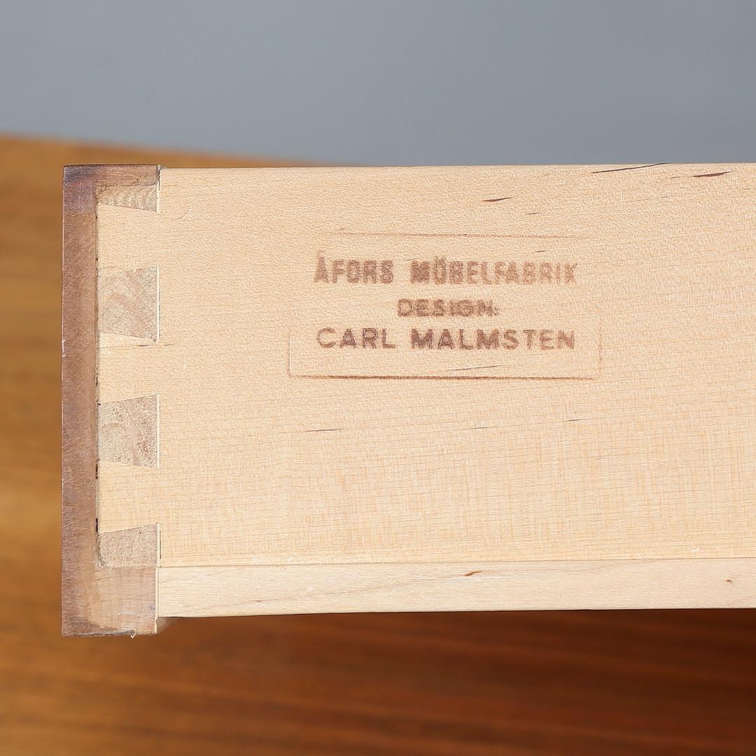 Impiallacciato Scrivania moderna svedese Guldheden di Carl Malmsten, anni '60 in vendita