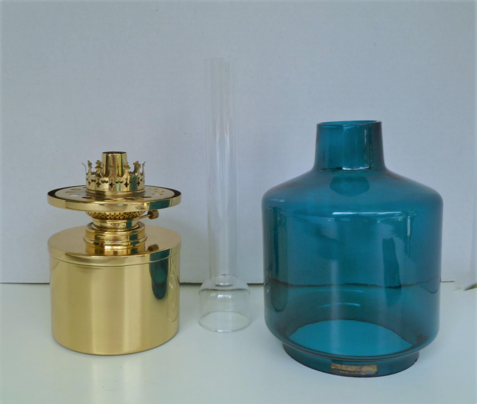 Mid-Century Modern Swedish Modern Hans-Agne Jakobsson AB Markaryd Brass/Blue Glass L-47 Oil Lamp