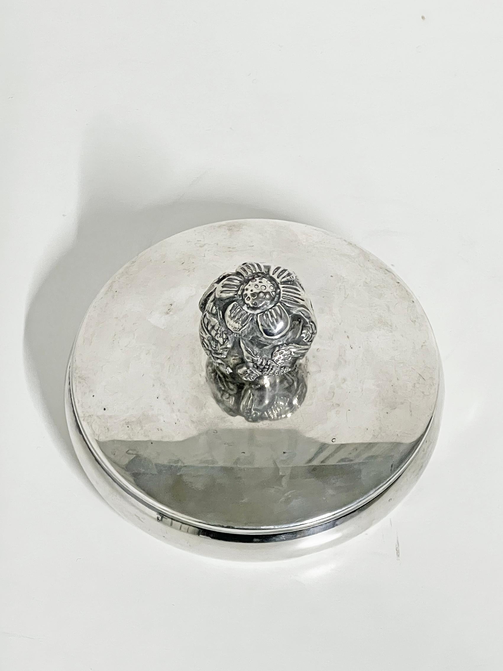 Swedish Modern Jar in Silver Plate, Carl Einar Borgström for Ystad-Metall, 1930s For Sale 6