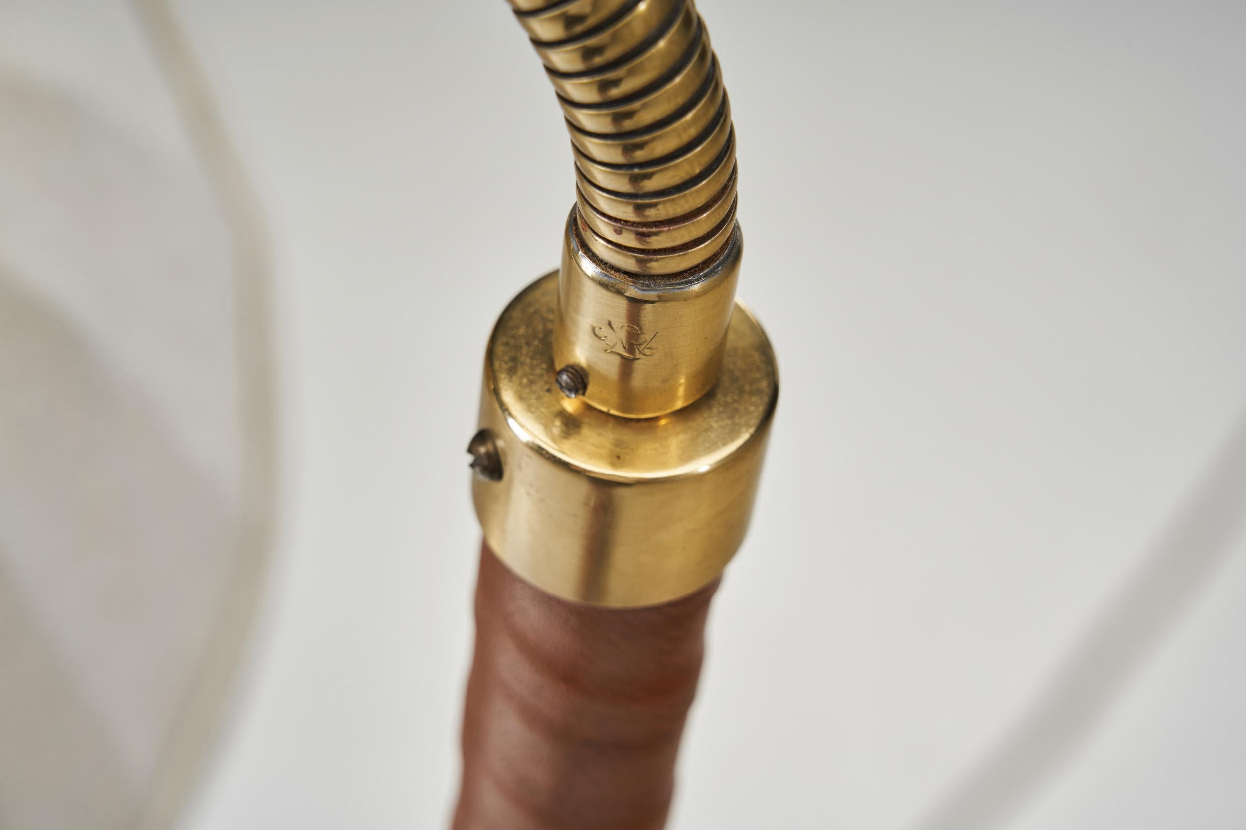 Schwedische moderne Stehlampe aus Leder und Messing von ASEA, Schweden 1950er Jahre im Angebot 8