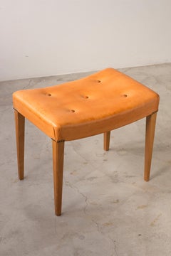 Swedish modern Leather and elm stool "Katie" by Axel-Einar Hjorth, NK 1930s