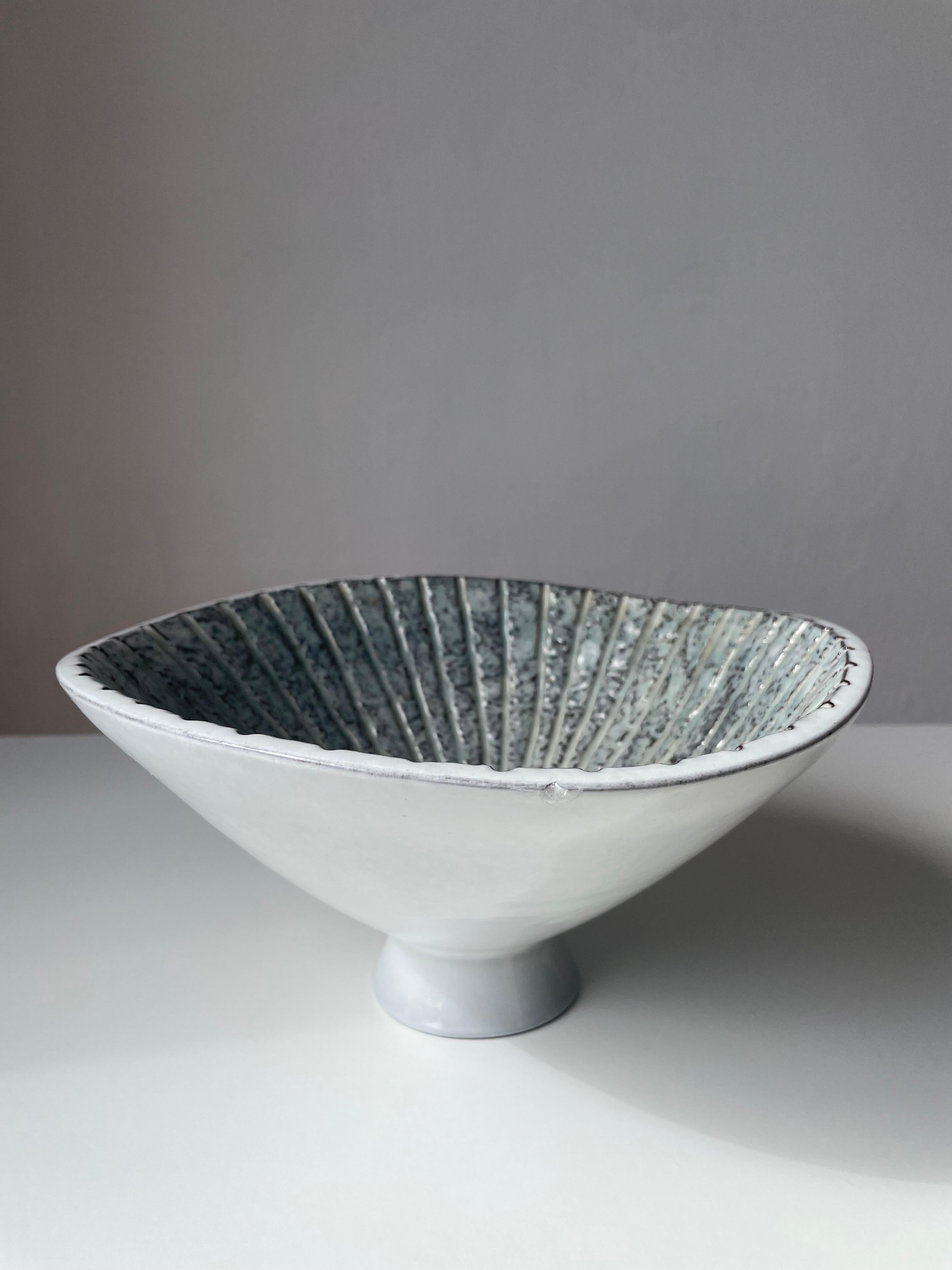 Swedish Upsala Ekeby Modern 1960s Sculptural Centerpiece Bowl For Sale