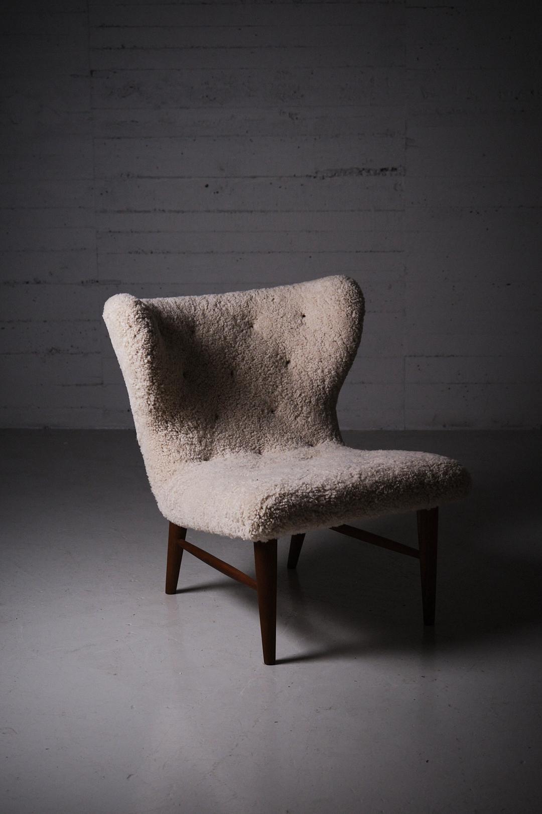 Swedish Modern lounge chair by Erik Karlén for Firma Rumsinteriör, Sweden, 1940s For Sale 2