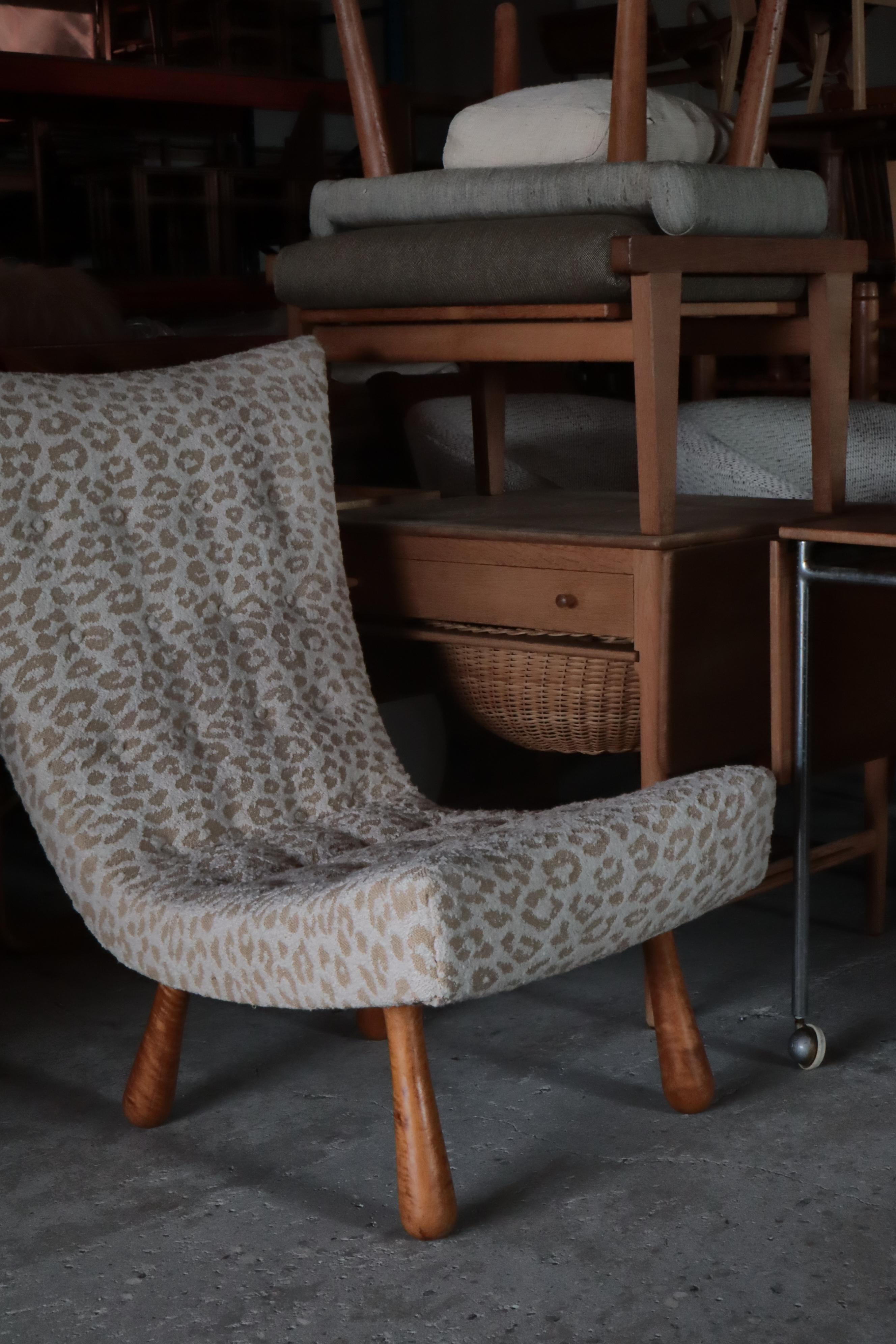 Swedish Modern Lounge Chair Clubbed Legs in Birchwood & 