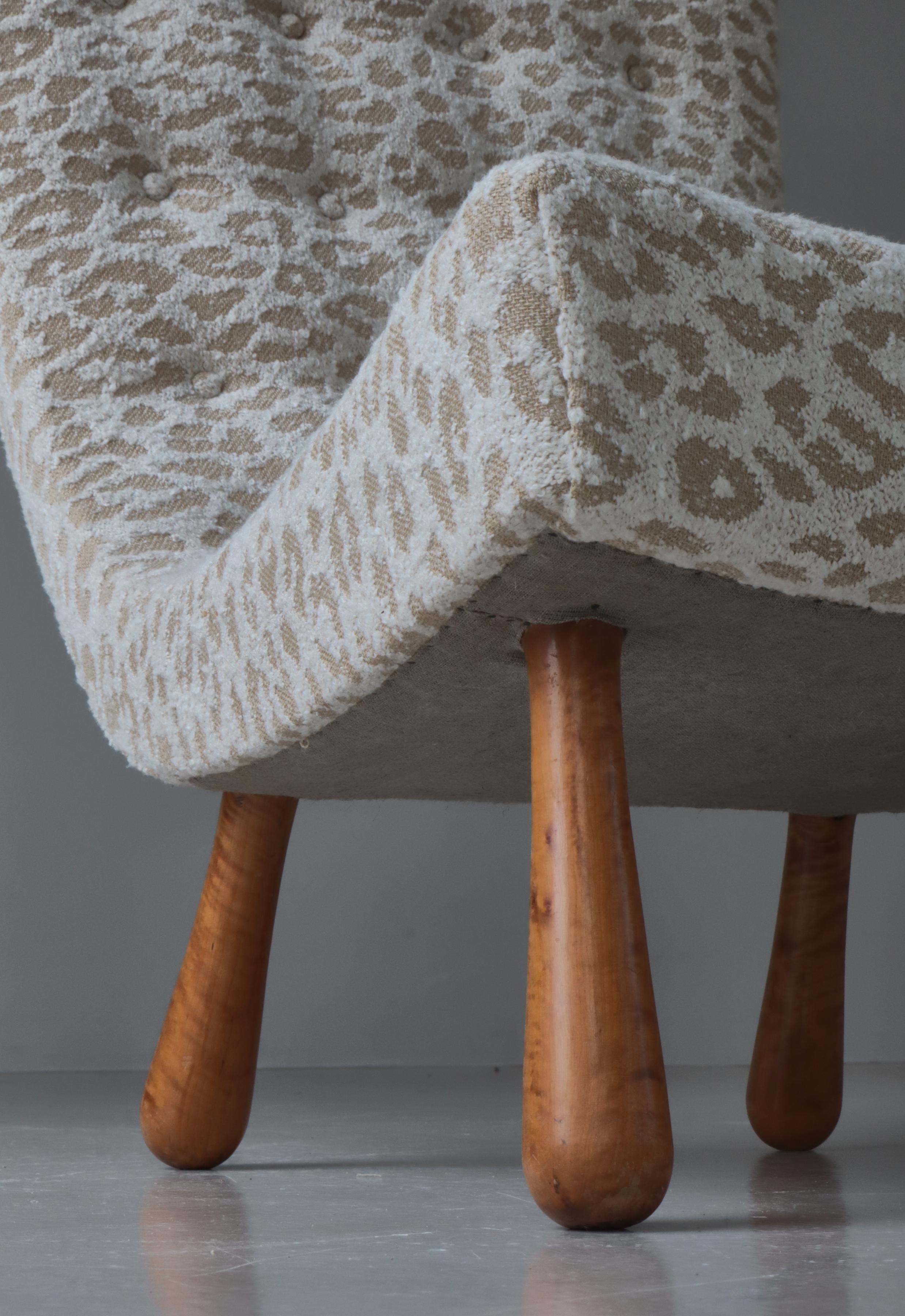 Swedish Modern Lounge Chair Clubbed Legs in Birchwood & 