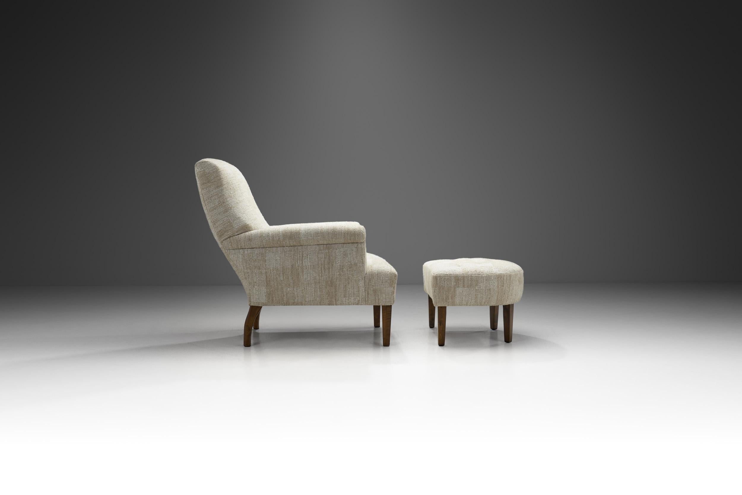 Scandinavian Modern Swedish Modern Lounge Chair with Footstool, Sweden 1940s