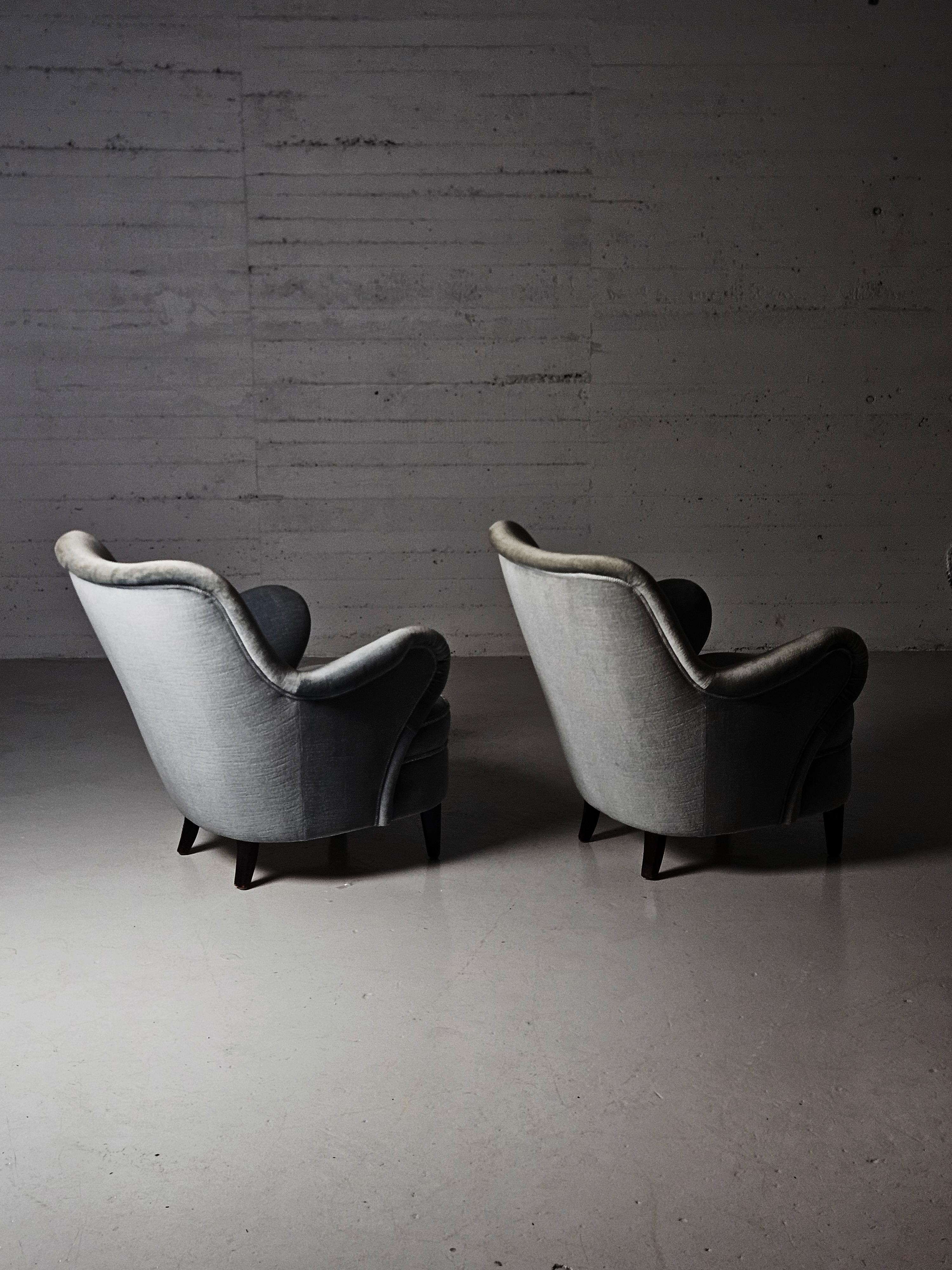 20ième siècle Fauteuils de salon modernes suédois de Gustav Axel Berg, Suède, années 1940 en vente