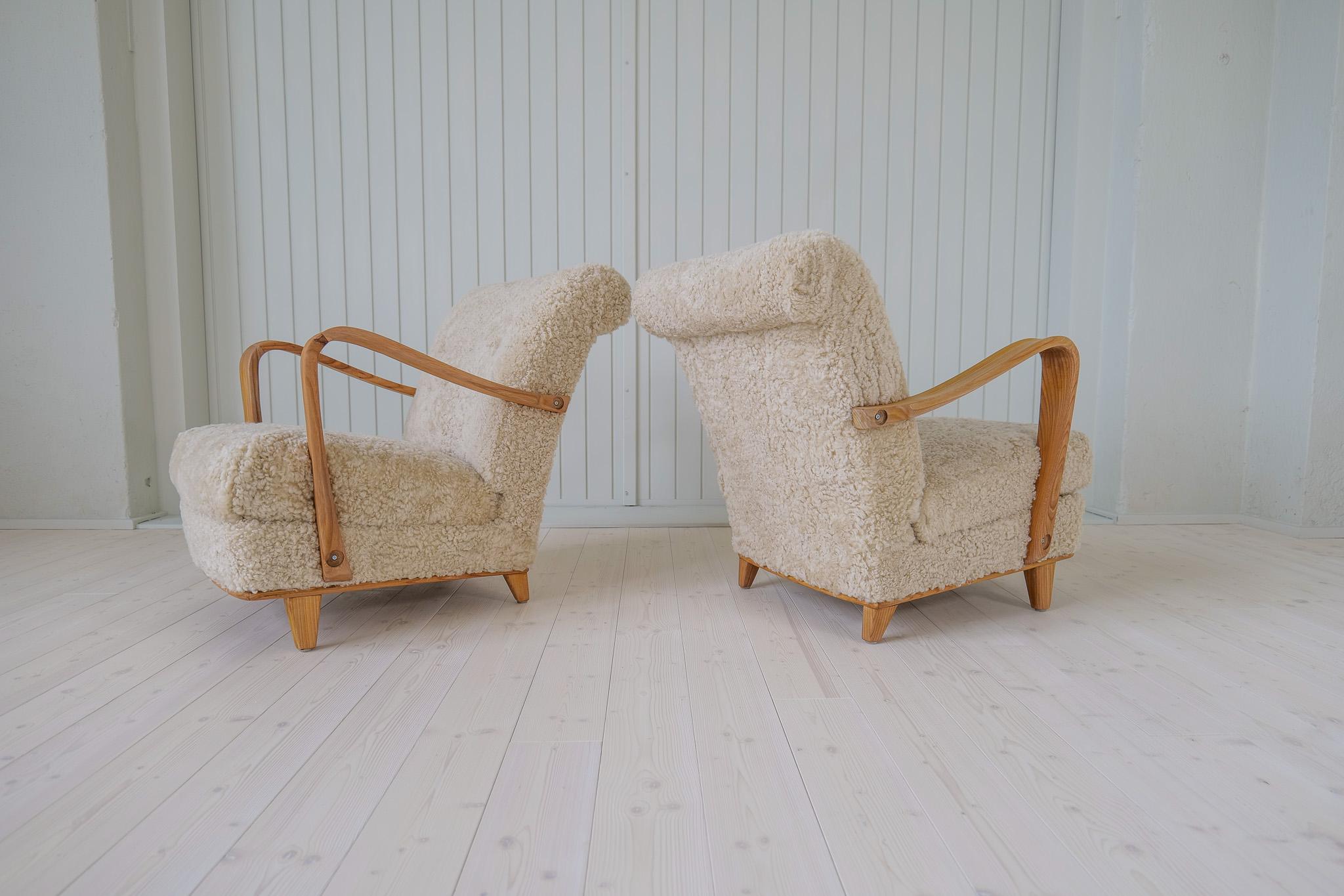 Swedish Modern Lounge Chairs in Shearling / Sheepskin and Elm, 1940s For Sale 7