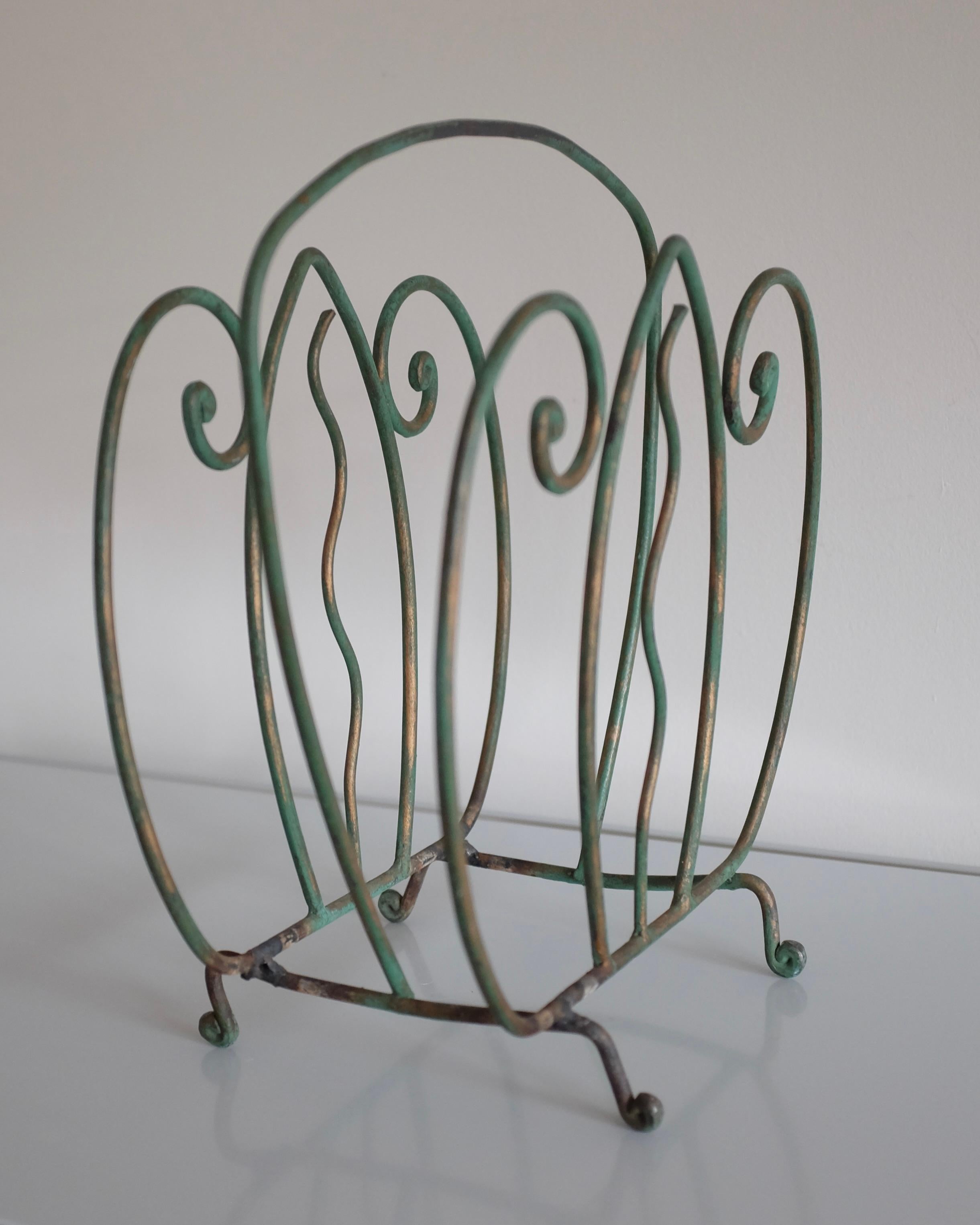 Portariviste moderno svedese In condizioni buone in vendita a New York, NY