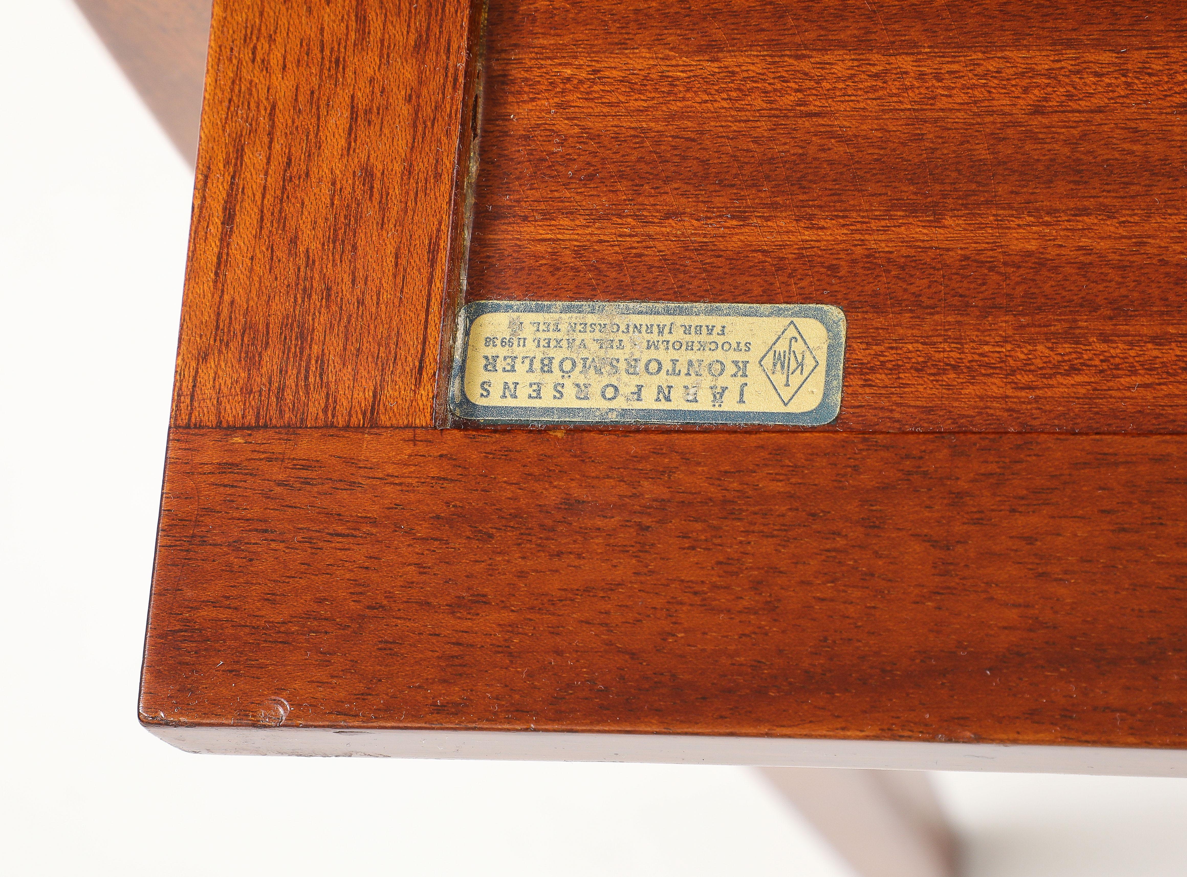 Swedish Modern Mahogany Desk, Jarnforsens Kontorsmöbler, Stockholm, Circa 1960s For Sale 6