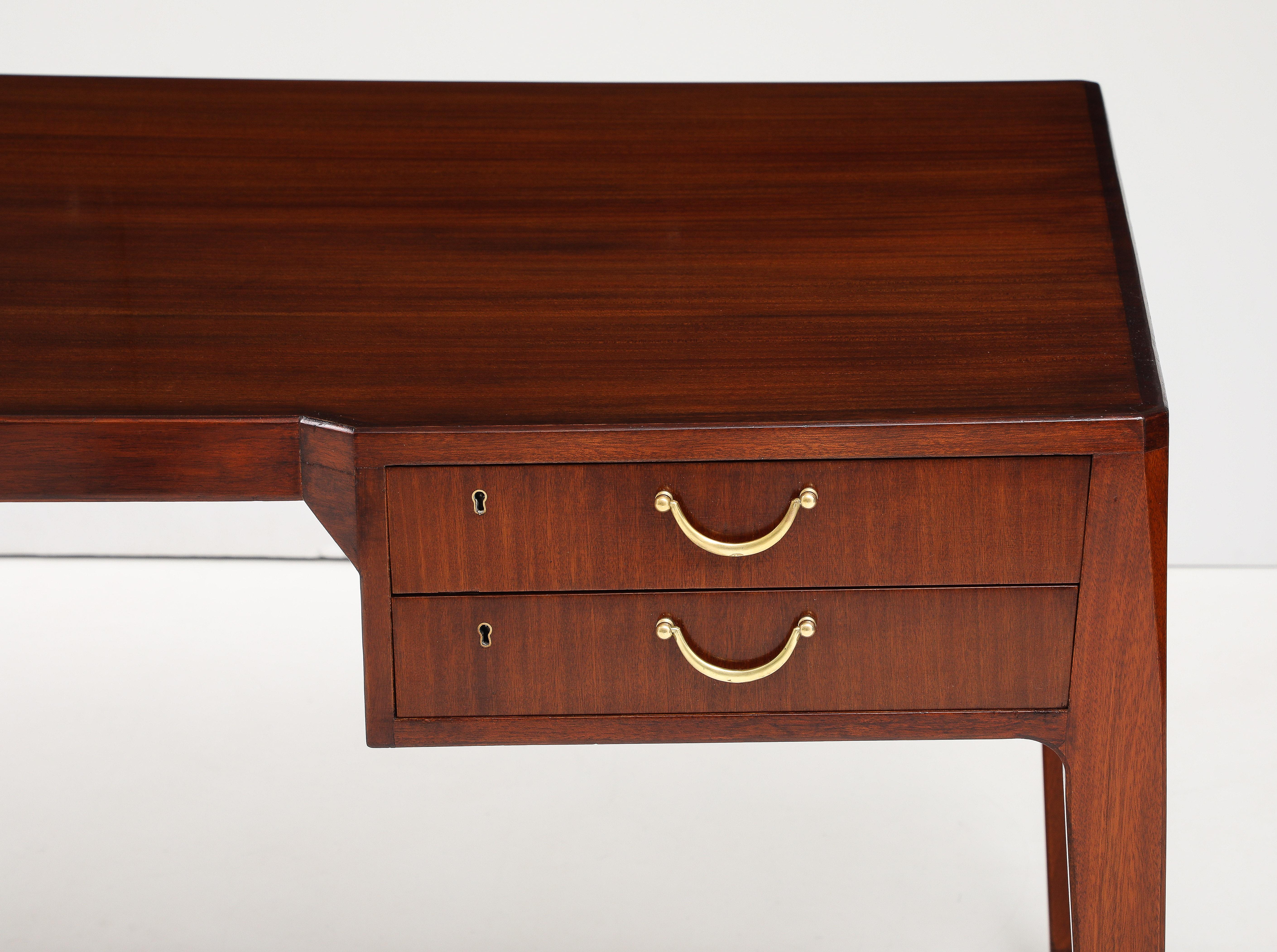 Swedish Modern Mahogany Desk, Jarnforsens Kontorsmöbler, Stockholm, Circa 1960s For Sale 12