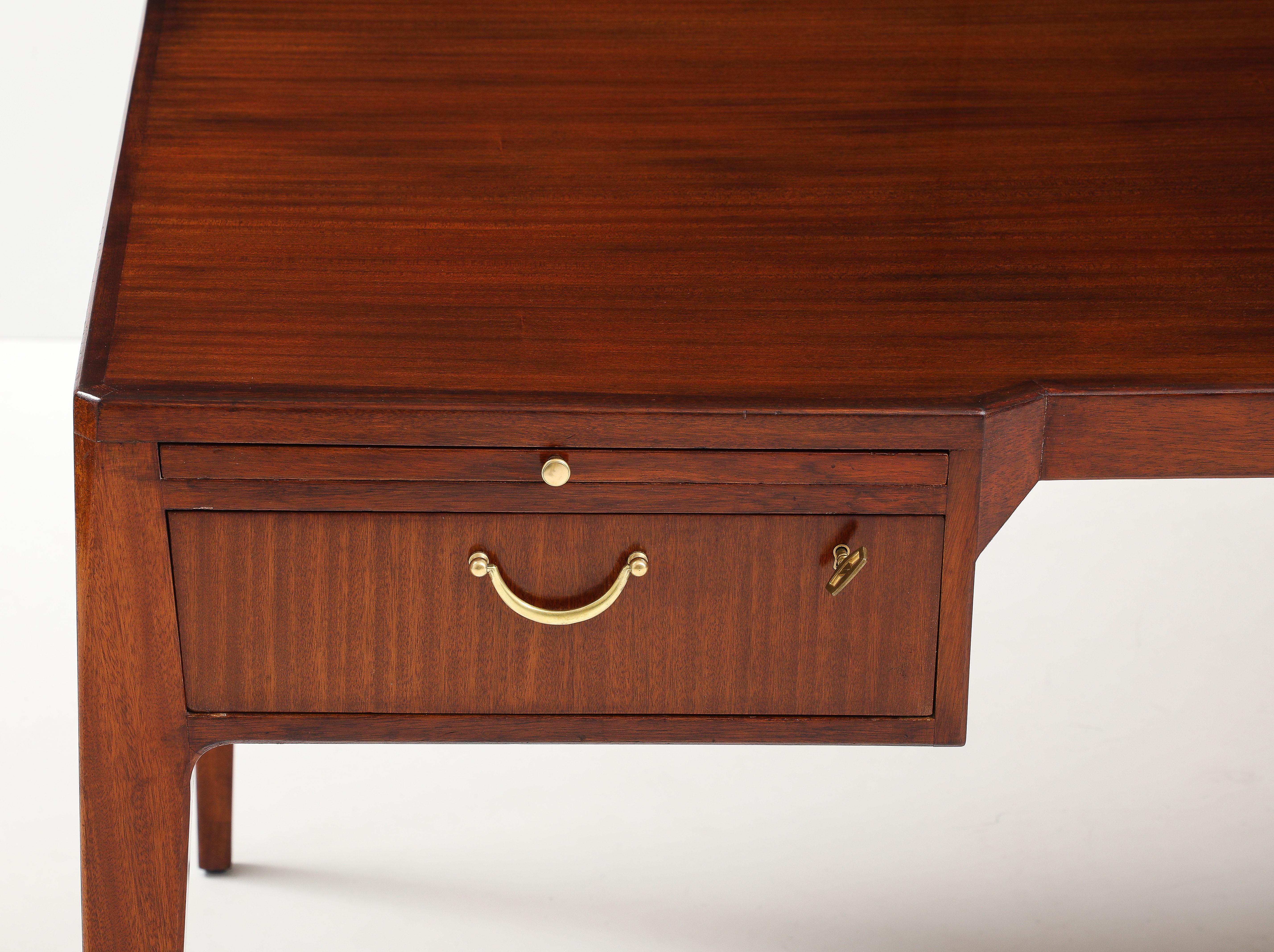 Swedish Modern Mahogany Desk, Jarnforsens Kontorsmöbler, Stockholm, Circa 1960s For Sale 13