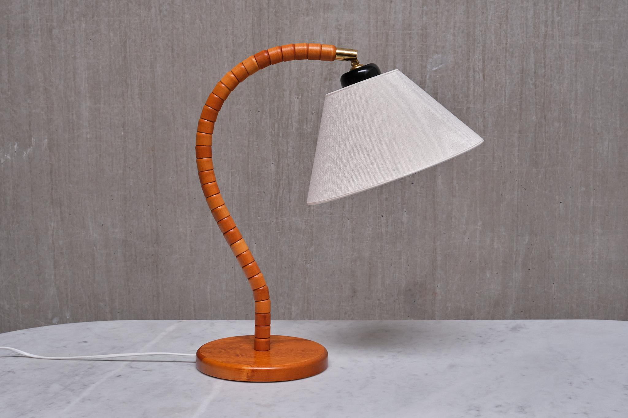 Lampe de table The Modernity Markslöjd en Beeche, laiton, lin, Suède, années 1960 en vente 7