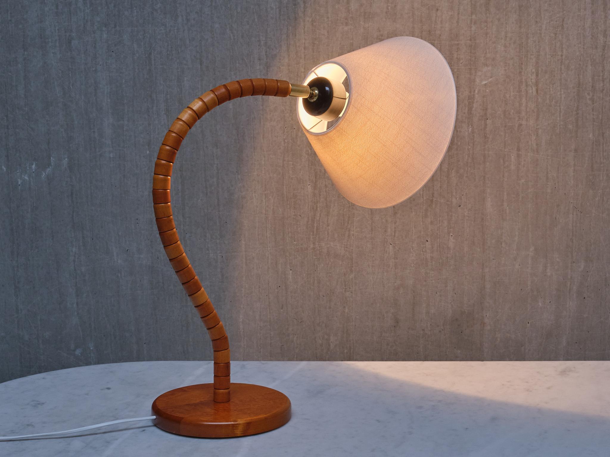 Lampe de table The Modernity Markslöjd en Beeche, laiton, lin, Suède, années 1960 en vente 2