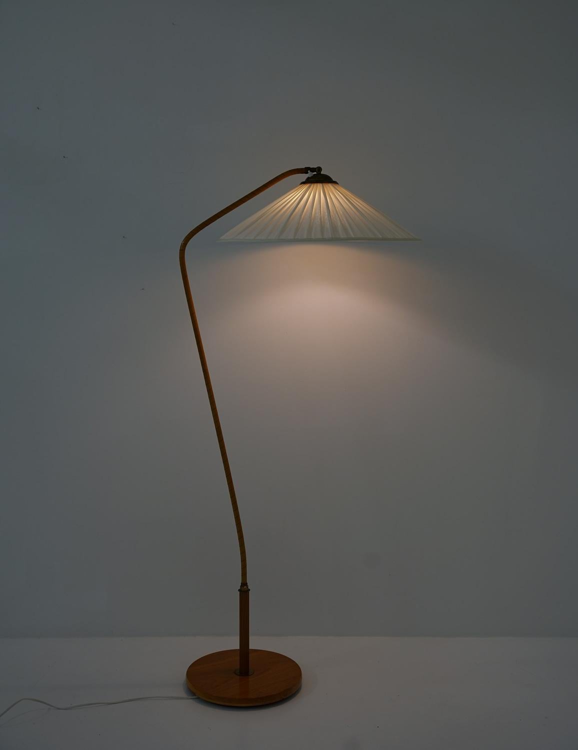 Swedish Modern Midcentury Floor Lamp, 1940s 4