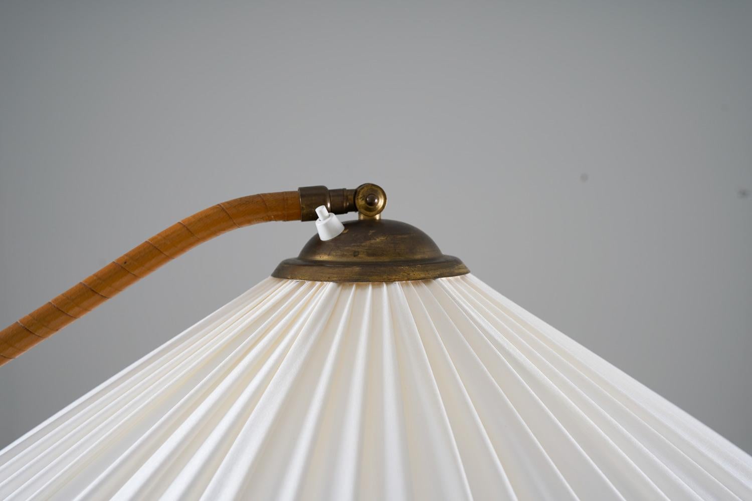 20th Century Swedish Modern Midcentury Floor Lamp, 1940s