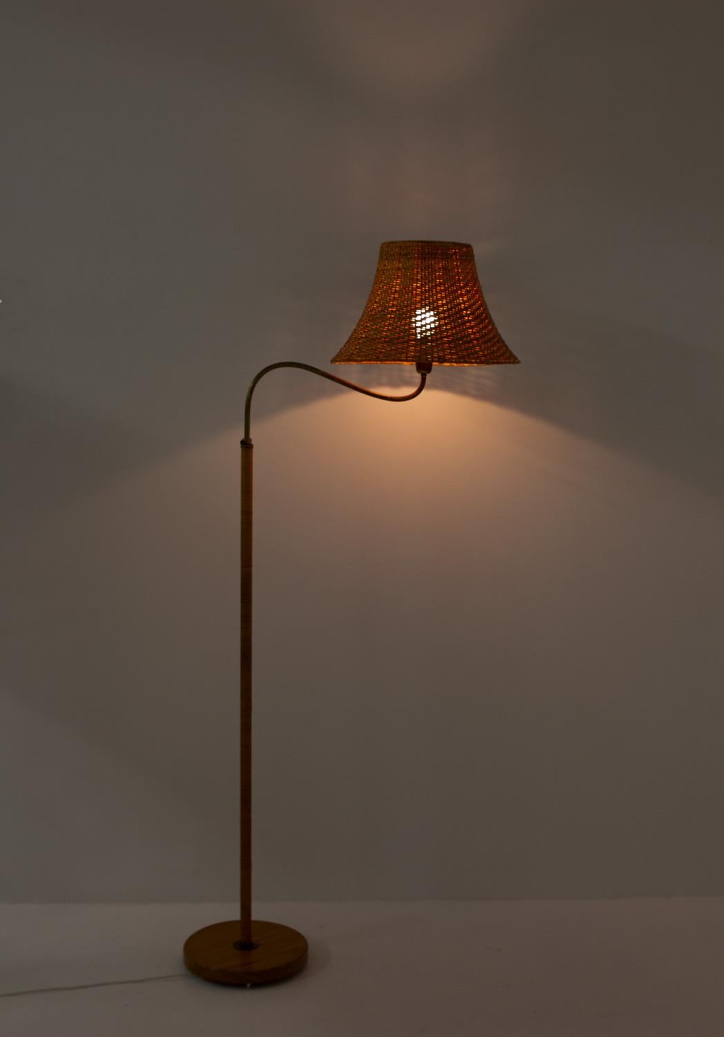 Swedish Modern Midcentury Floor Lamp in Brass and Rattan, 1940s 2