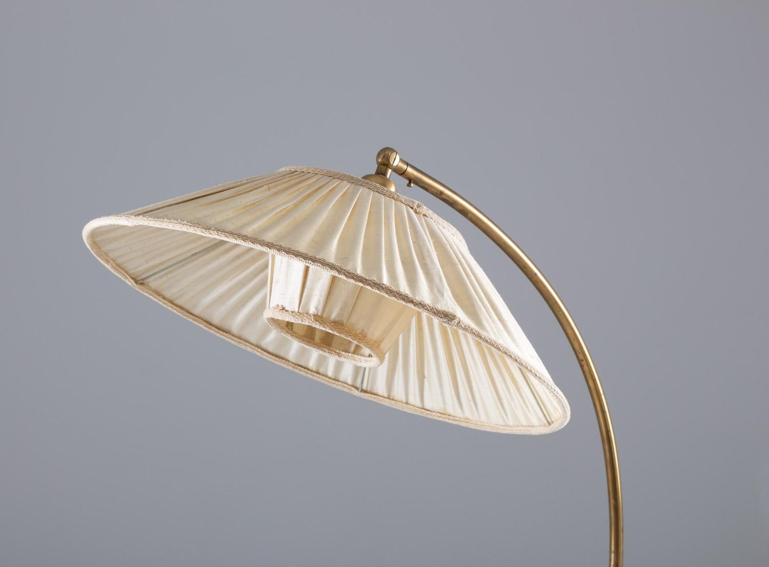 Swedish Modern Midcentury Floor Lamp in Brass by ASEA, 1940s 1