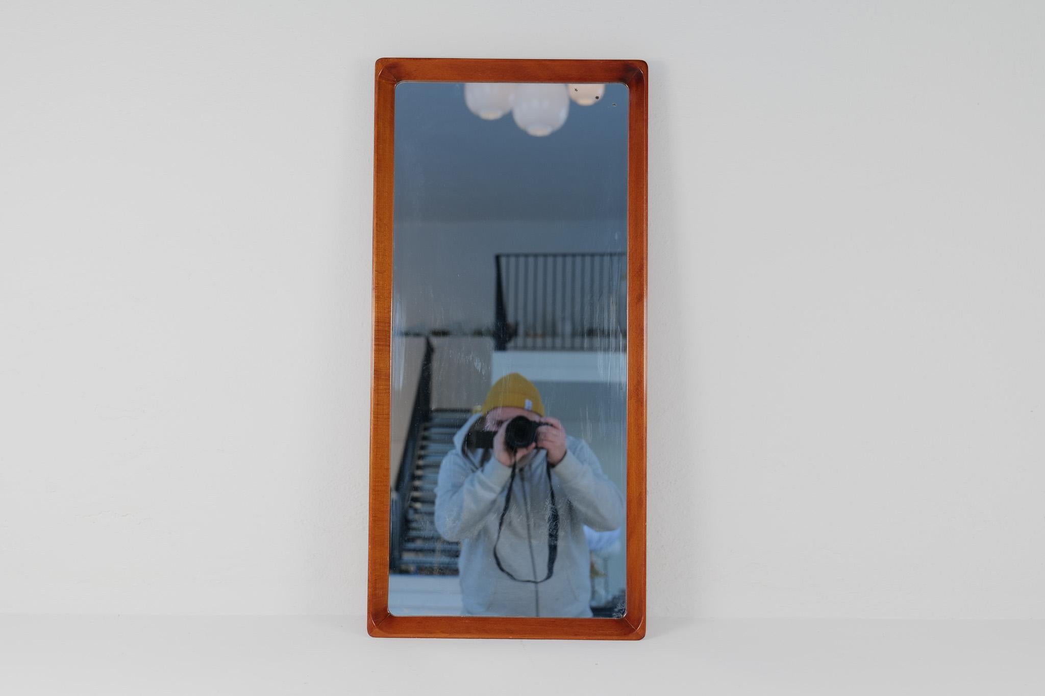 Swedish Modern Mirror in Mahognay 1940s For Sale 3