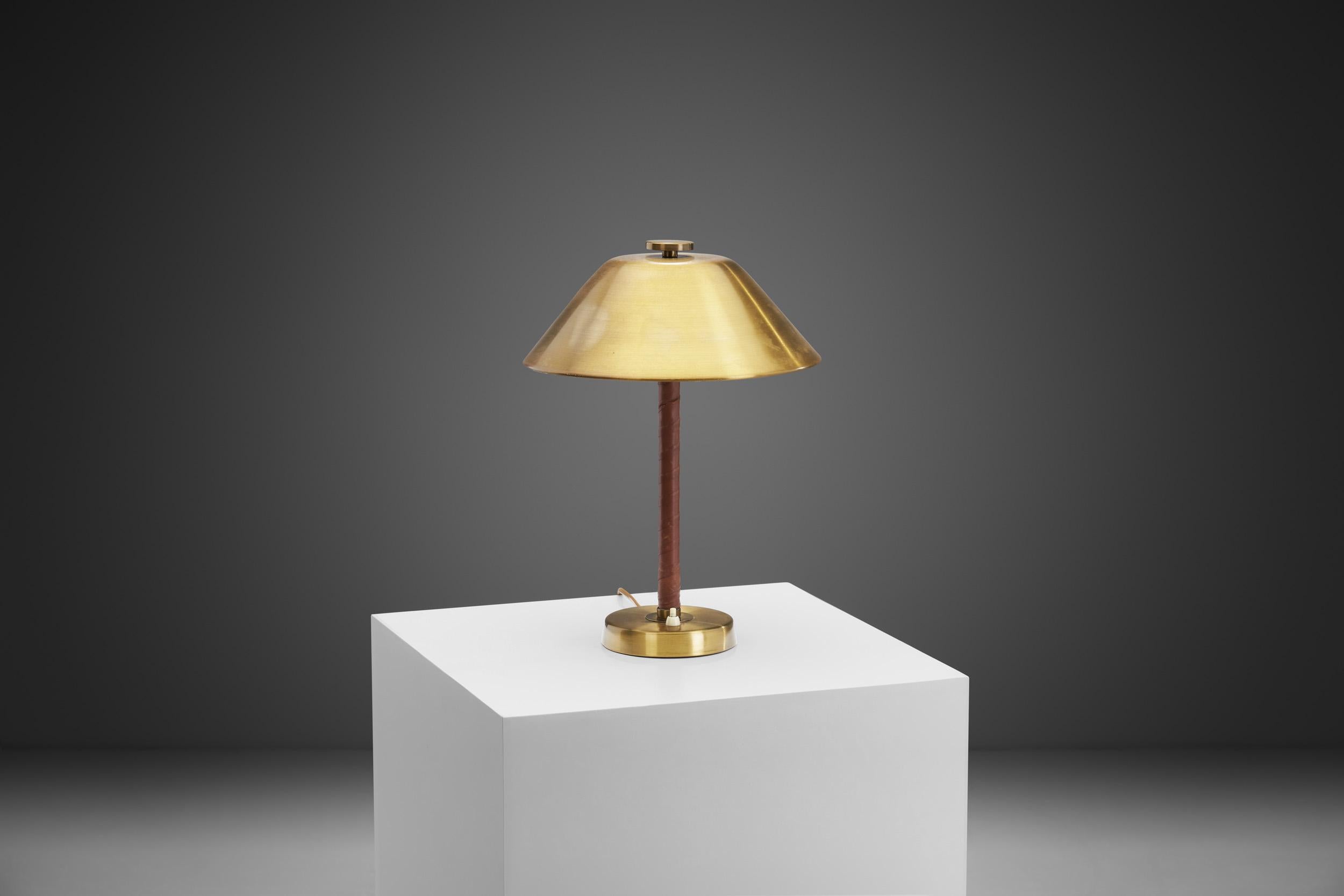  Lampe de table moderne suédoise 