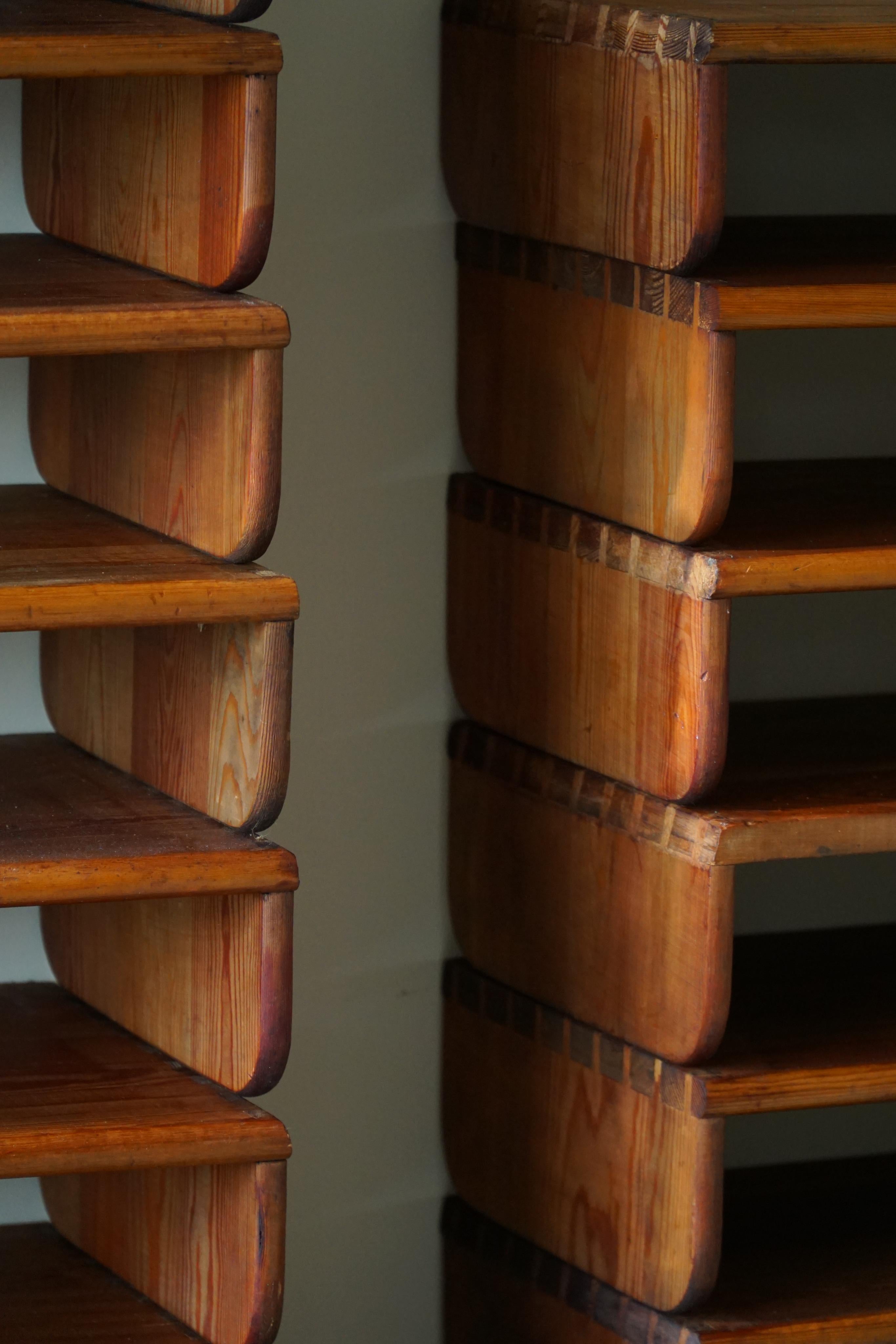 Swedish Modern, Multifunctional Shelves in Solid Pine, Late 19th Century For Sale 13