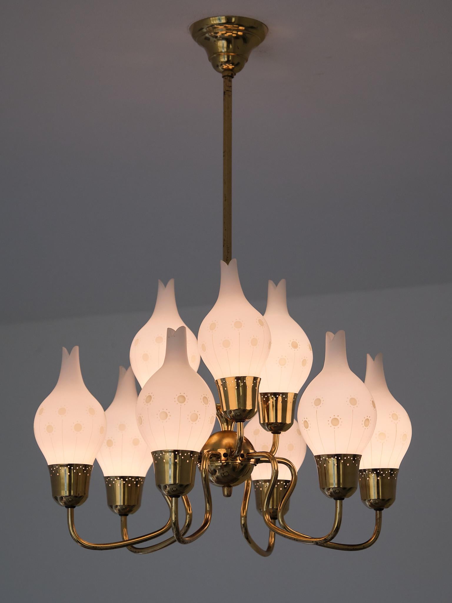 Swedish Modern Nine Arm Chandelier in Brass and Decorated Opal Glass, 1950s In Good Condition For Sale In The Hague, NL